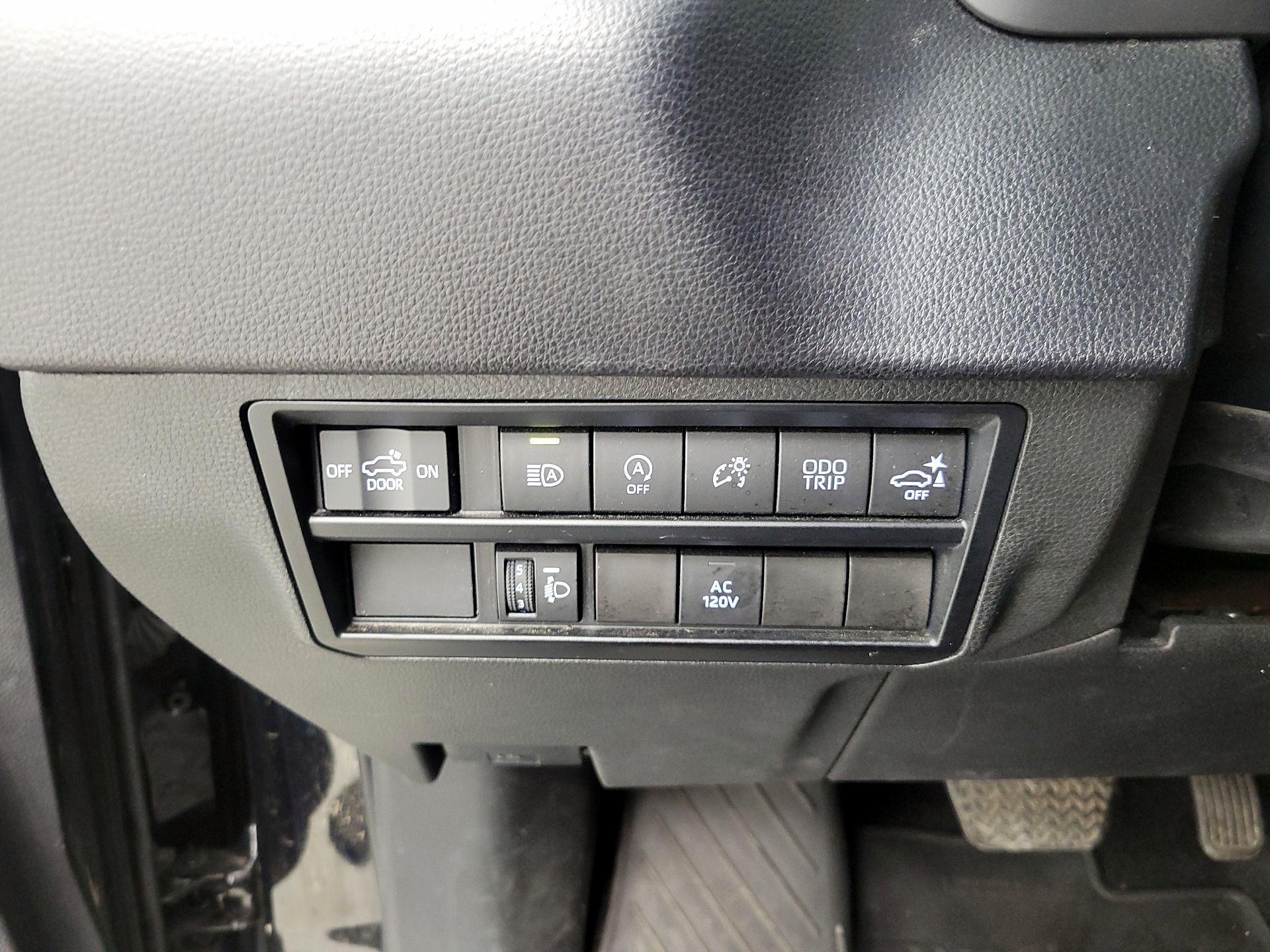 Thumbnail: 2023 Toyota Tundra - 12