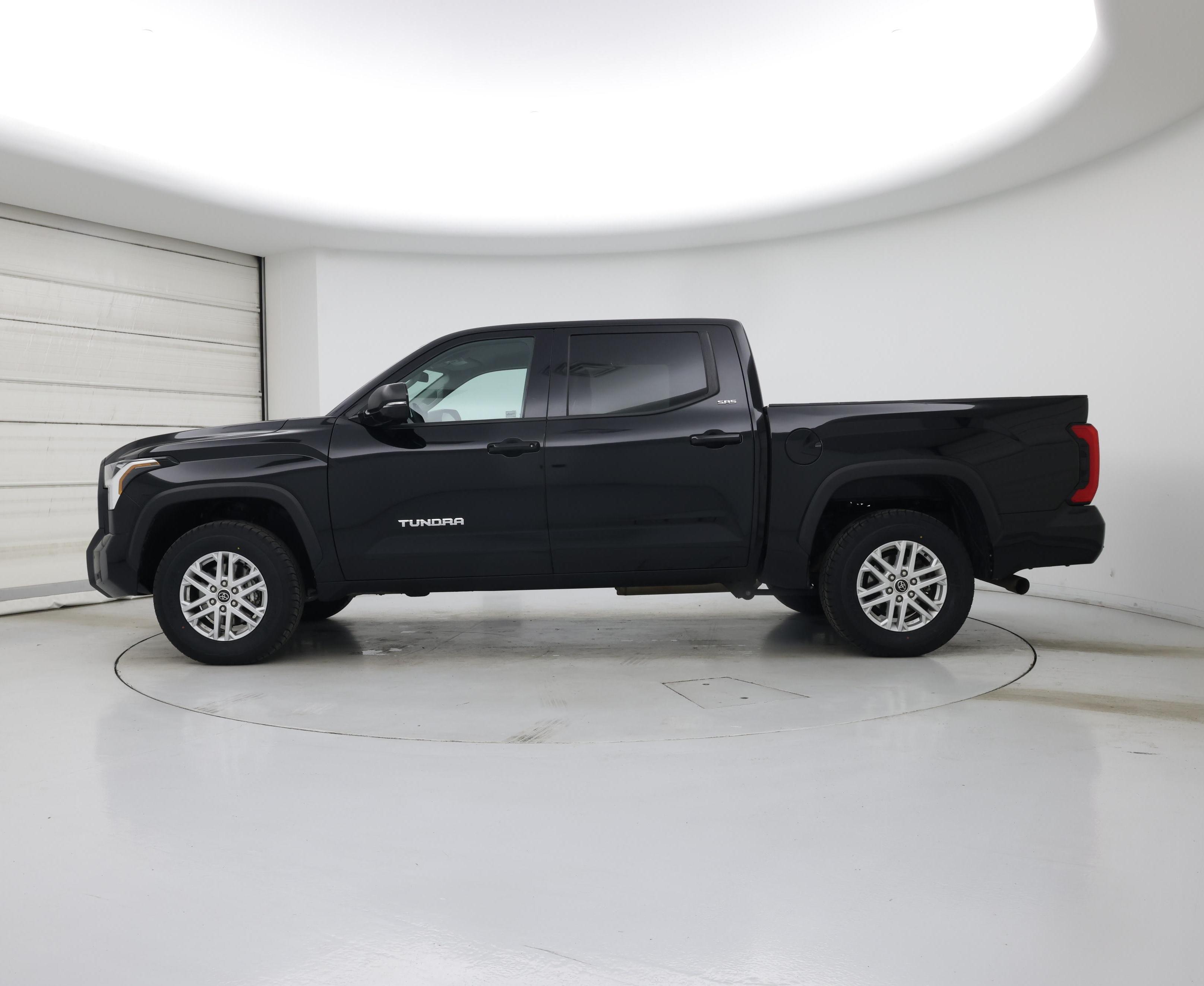 Thumbnail: 2023 Toyota Tundra - 3