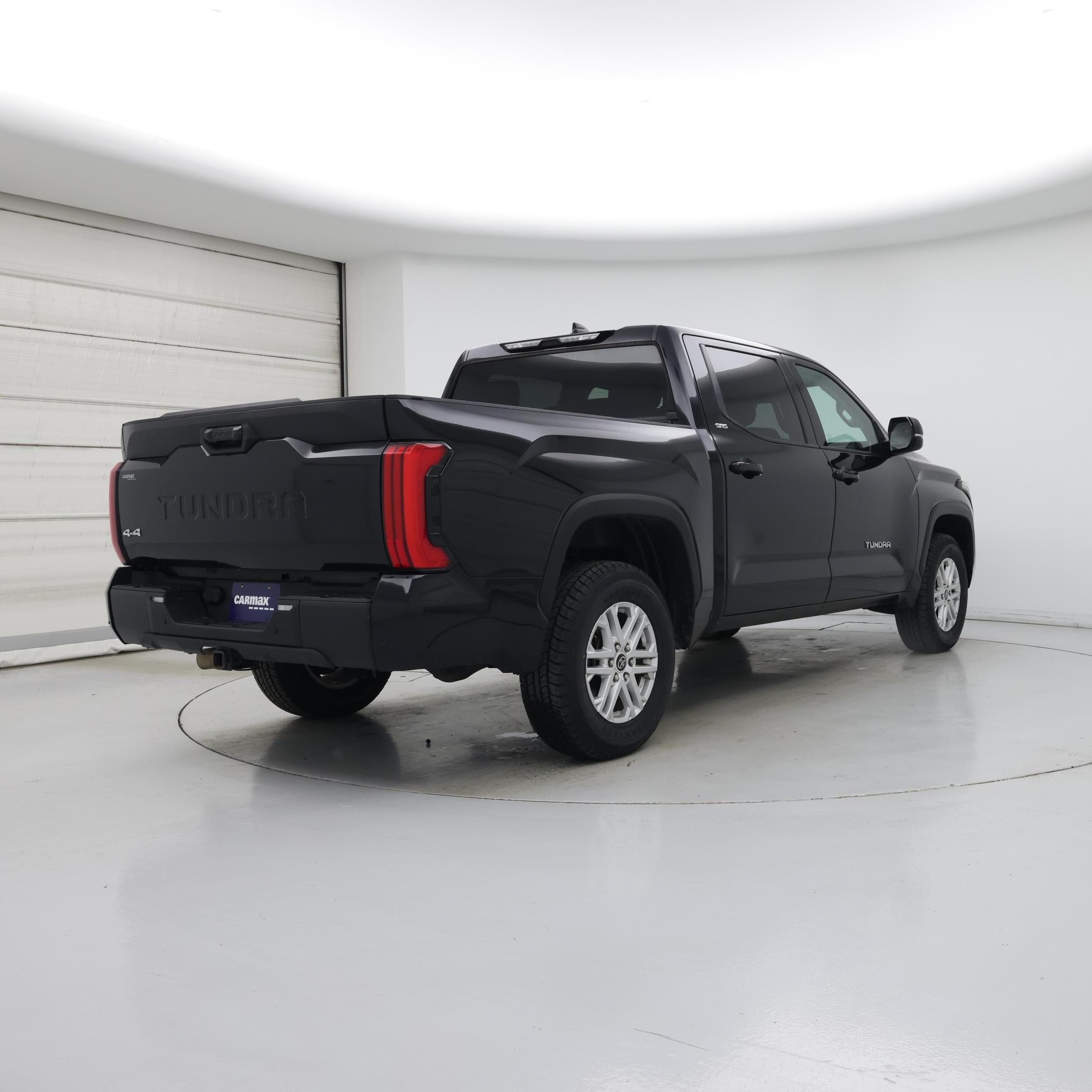 Thumbnail: 2023 Toyota Tundra - 8