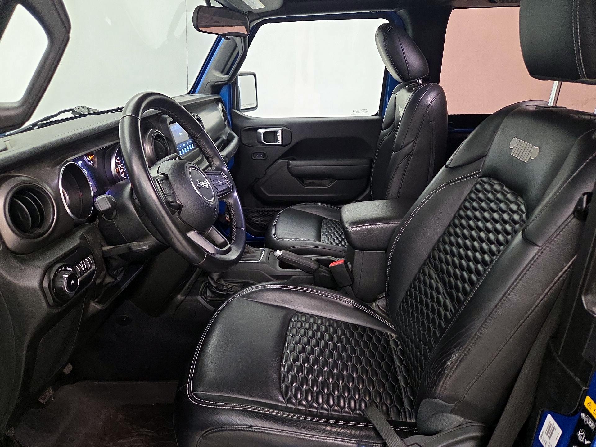 Thumbnail: 2022 Jeep Wrangler - 11