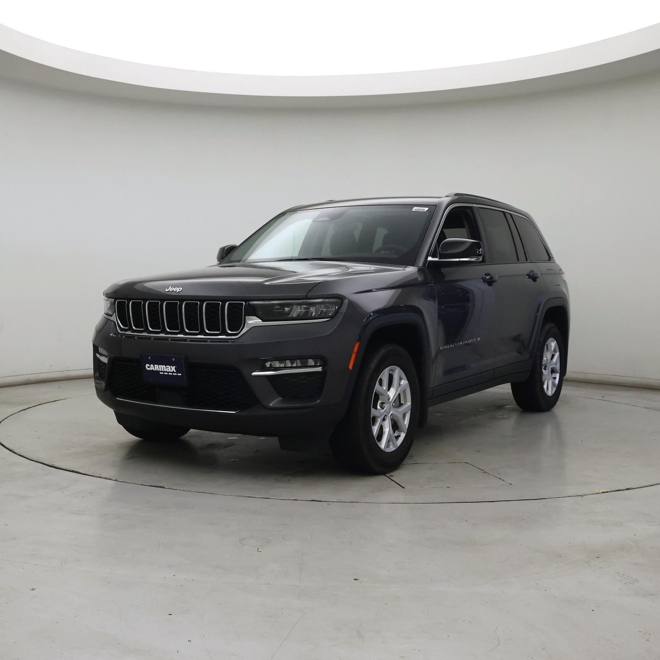 Thumbnail: 2023 Jeep Grand Cherokee - 4