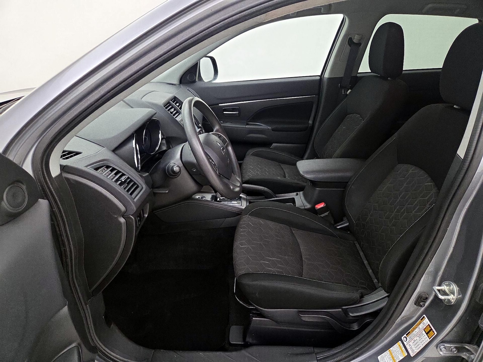 2024 Mitsubishi Outlander Sport ES - Photo 12