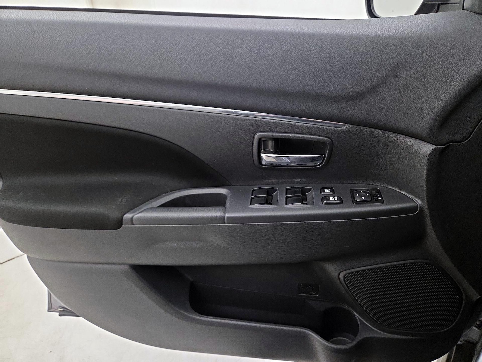 2024 Mitsubishi Outlander Sport ES - Photo 13