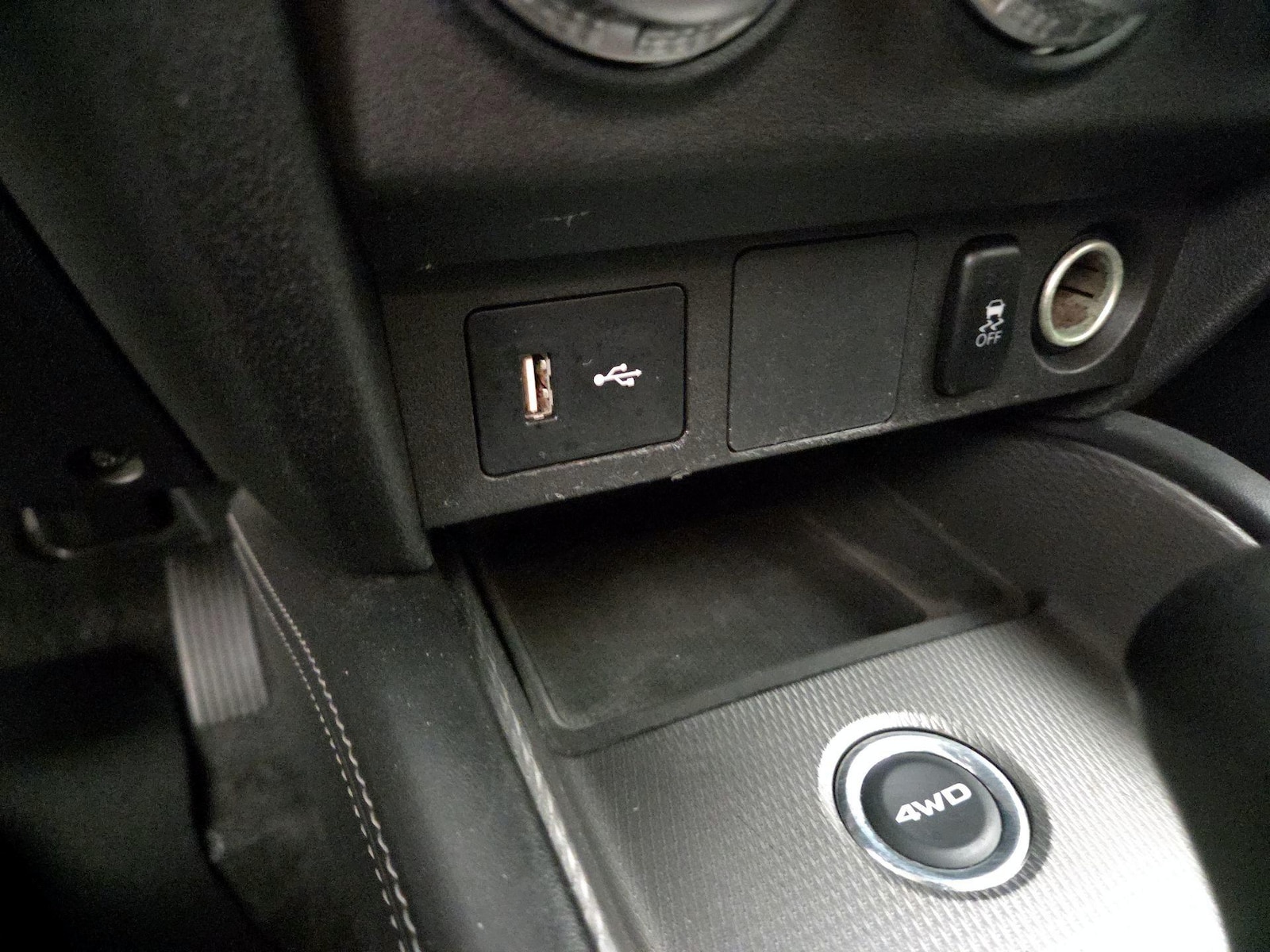 2024 Mitsubishi Outlander Sport ES - Photo 19