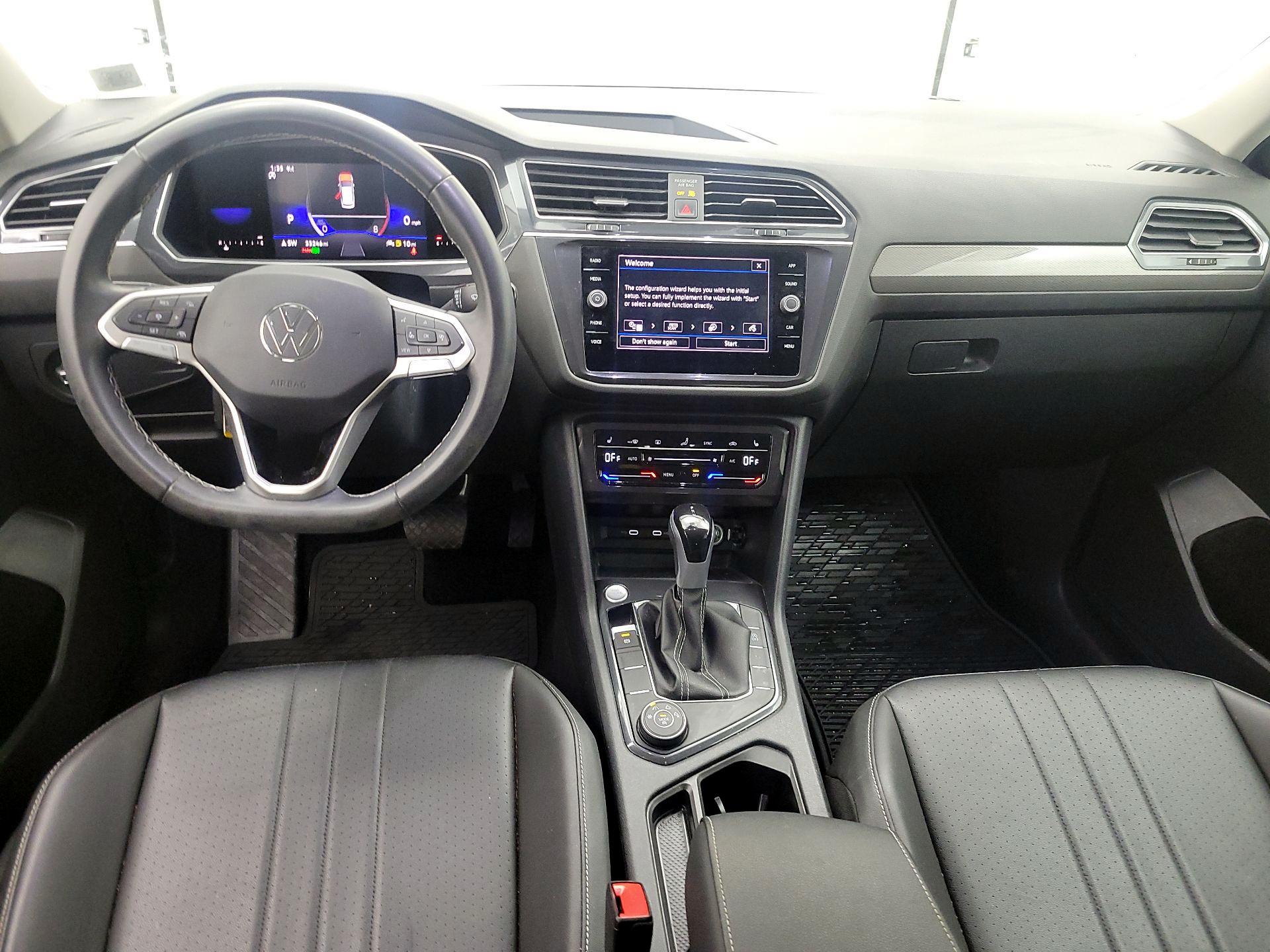 Thumbnail: 2023 Volkswagen Tiguan - 9