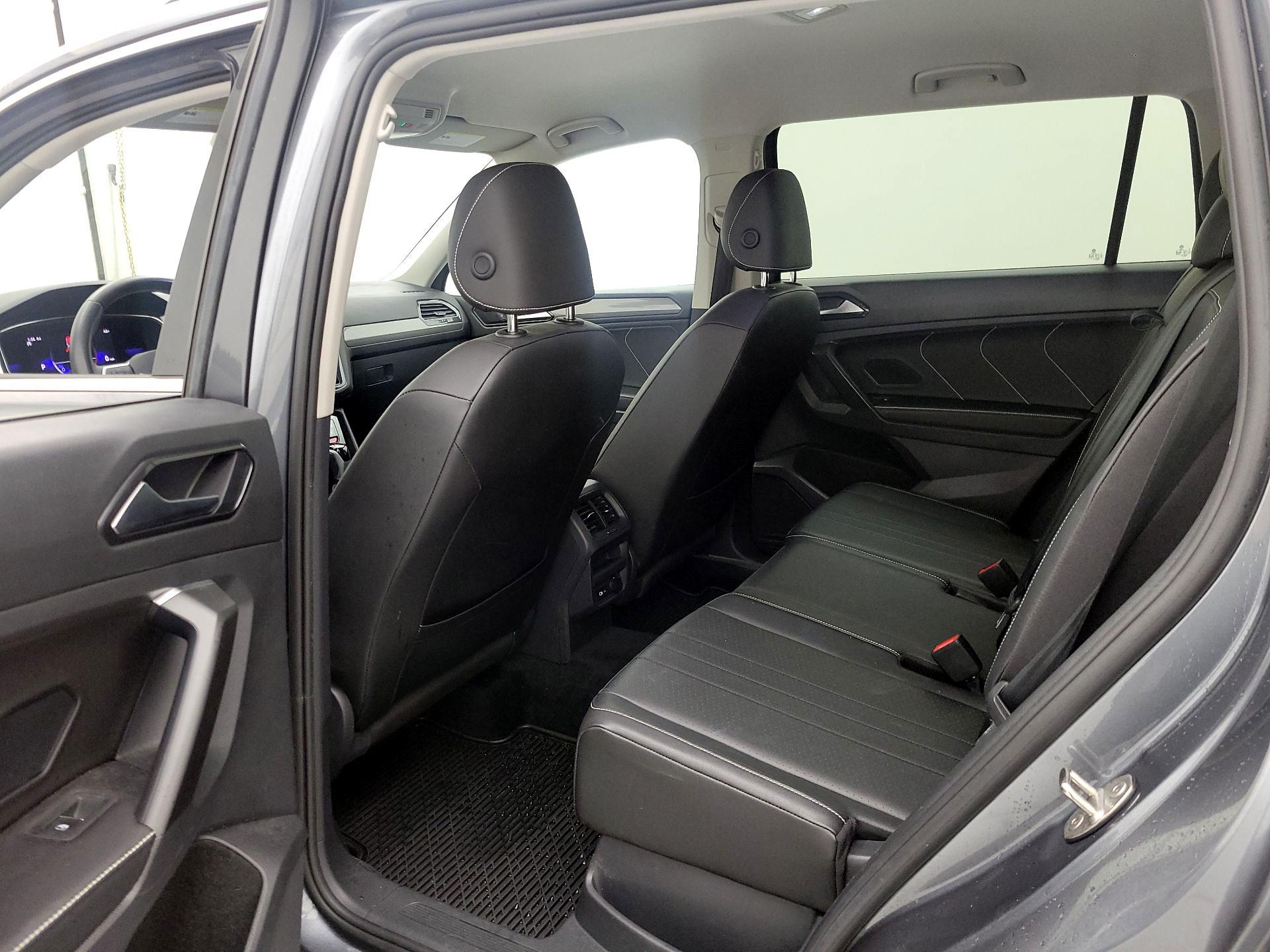 Thumbnail: 2023 Volkswagen Tiguan - 19