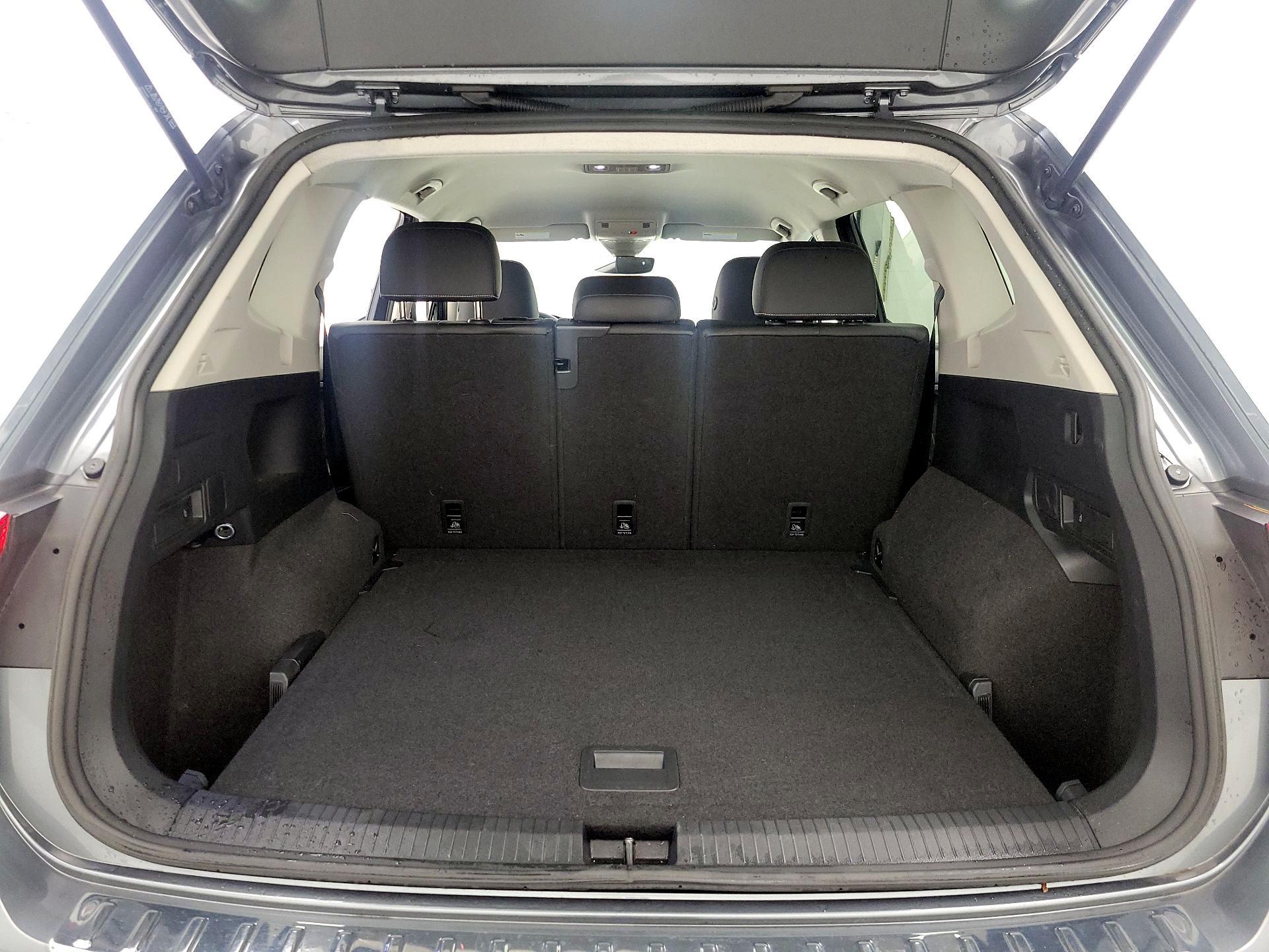 Thumbnail: 2023 Volkswagen Tiguan - 20