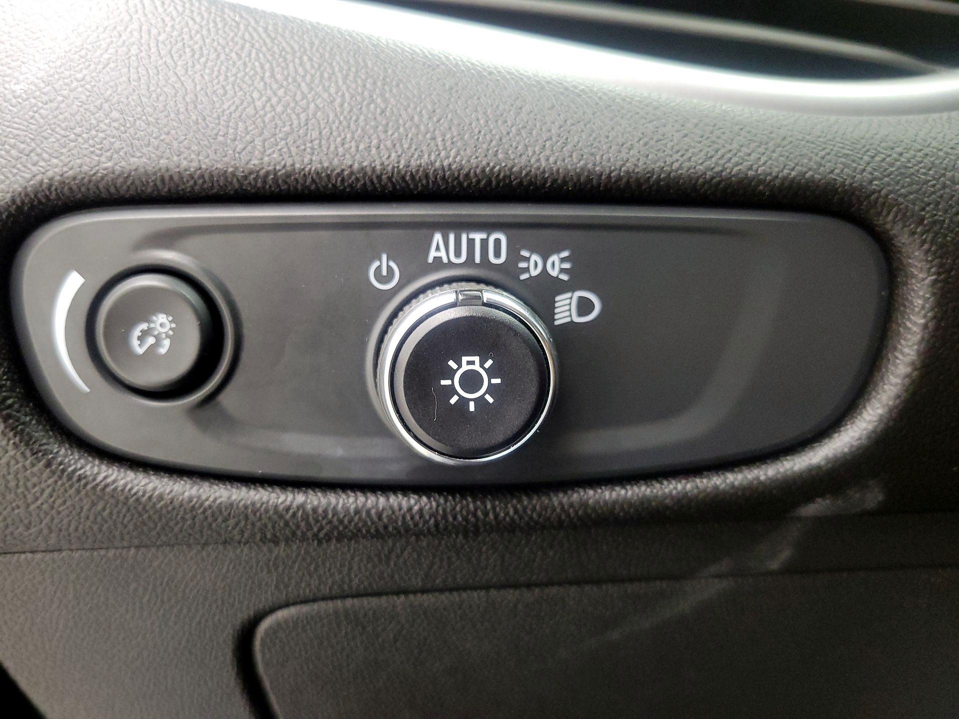 Thumbnail: 2024 Chevrolet Malibu - 13