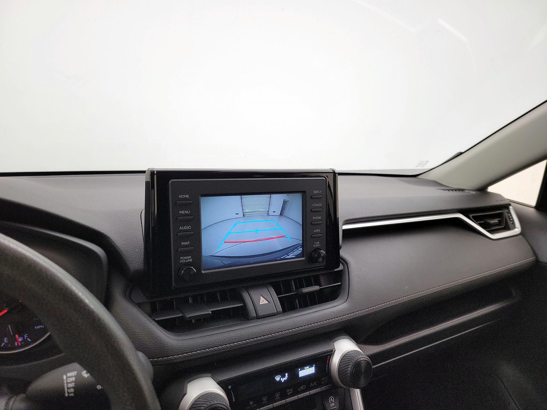 Thumbnail: 2019 Toyota RAV4 - 14