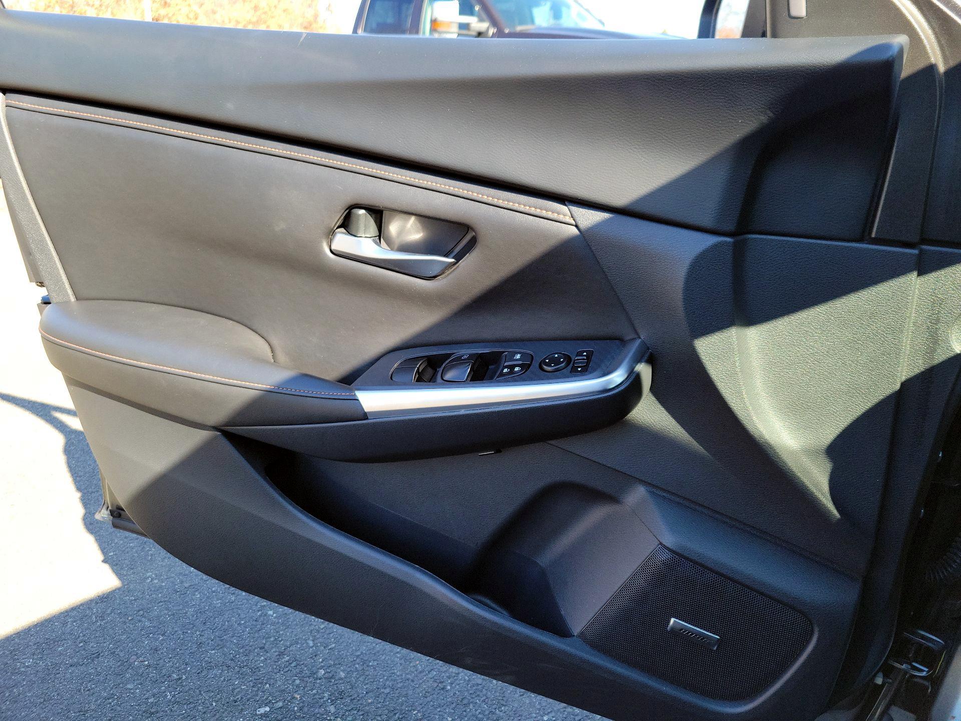 Thumbnail: 2023 Nissan Sentra - 10