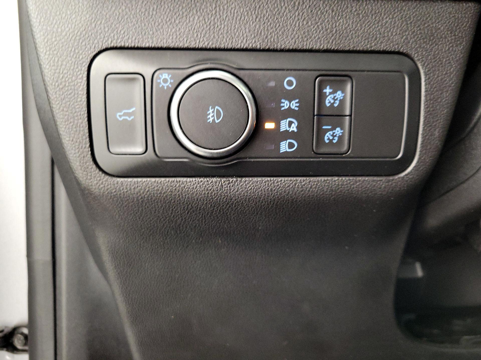 Thumbnail: 2022 Ford Bronco Sport - 13