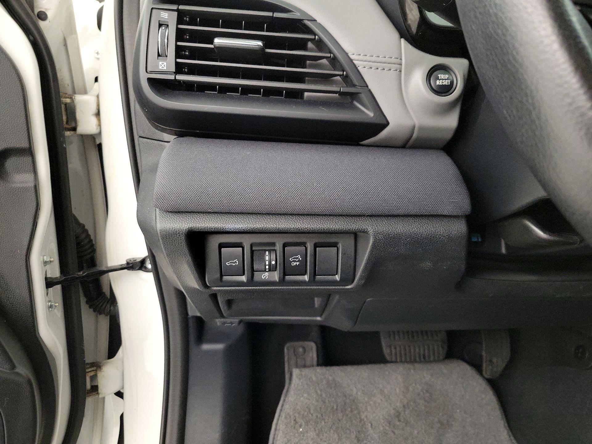 Thumbnail: 2022 Subaru Outback - 13