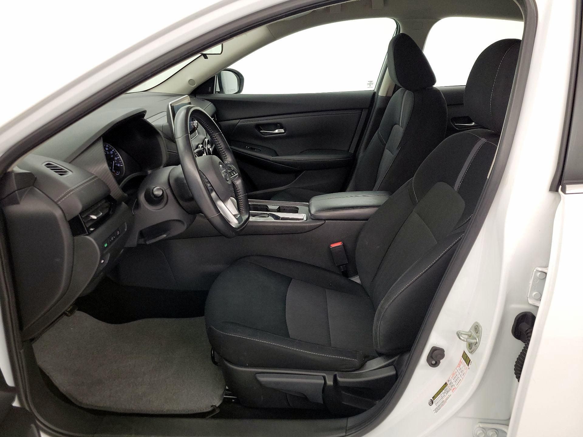 Thumbnail: 2023 Nissan Sentra - 11