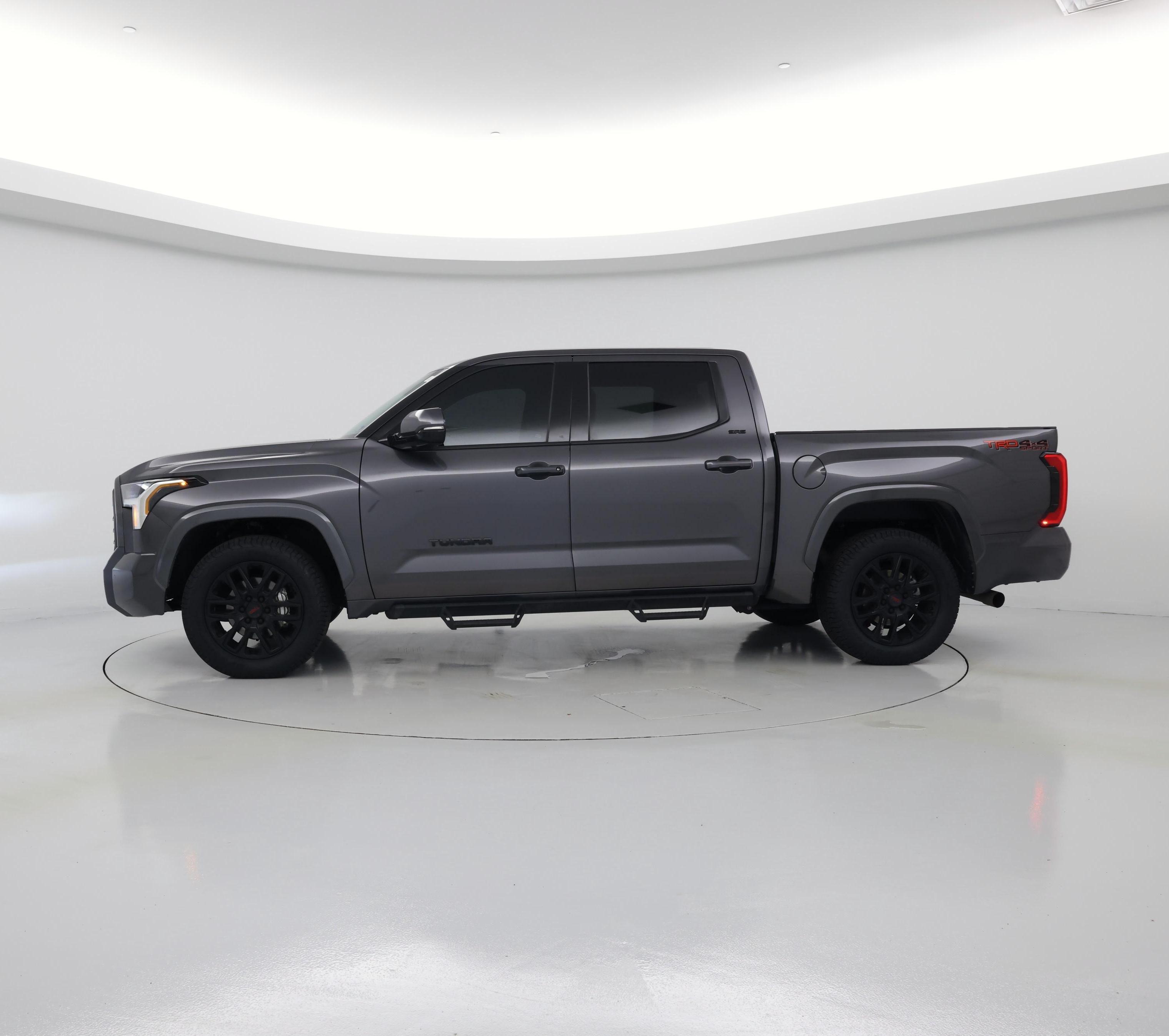 Thumbnail: 2022 Toyota Tundra - 3