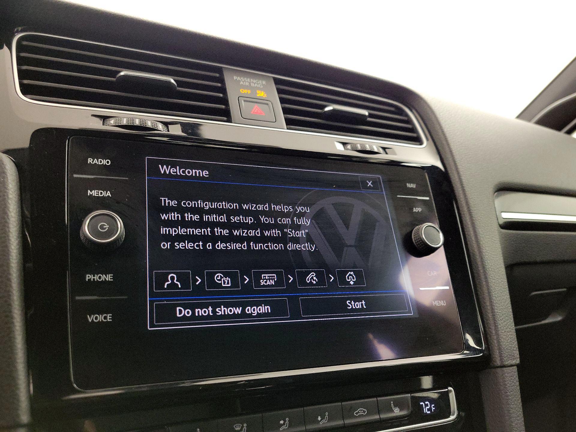 Thumbnail: 2019 Volkswagen Golf - 16