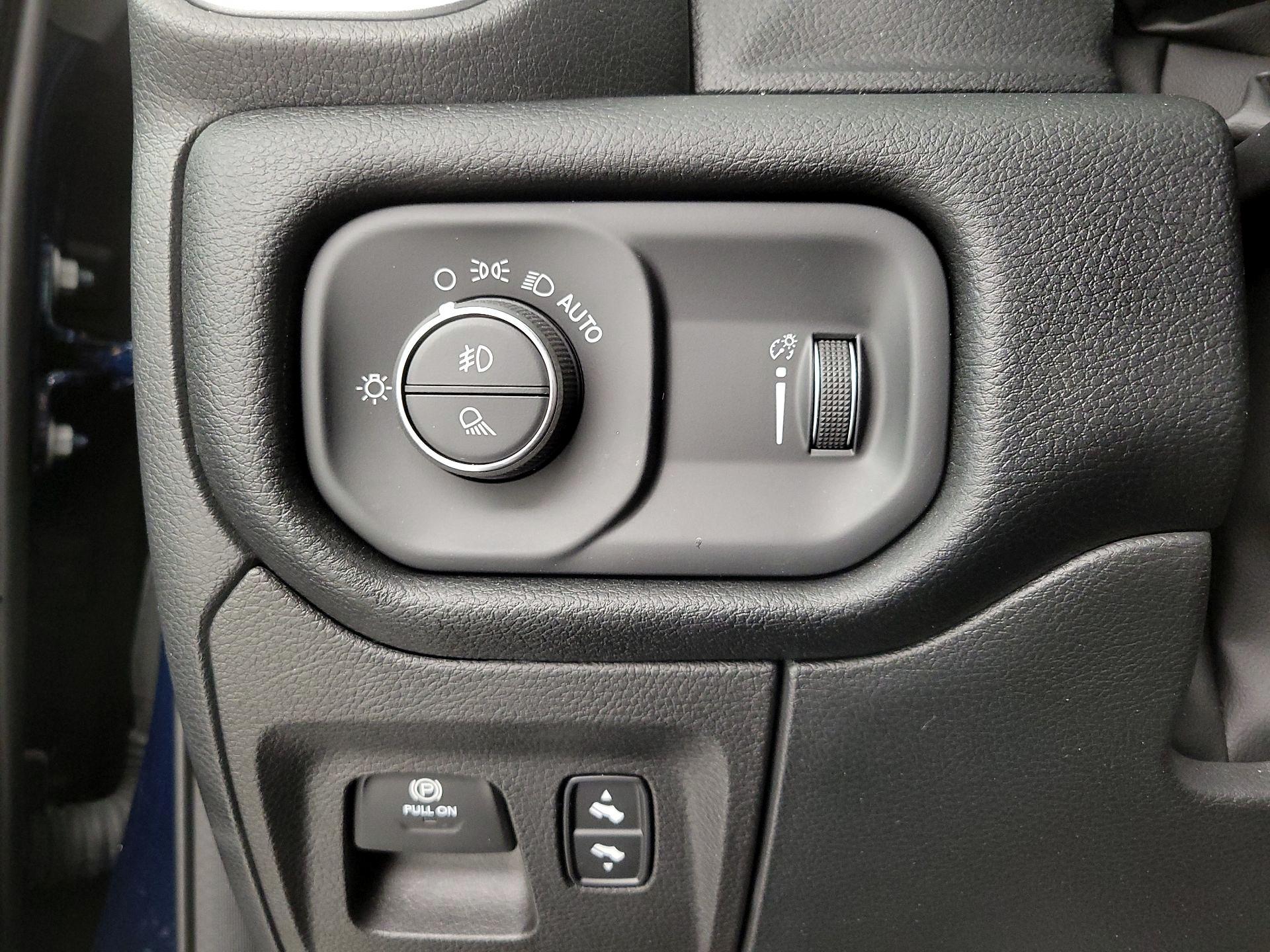 Thumbnail: 2022 RAM 1500 - 13