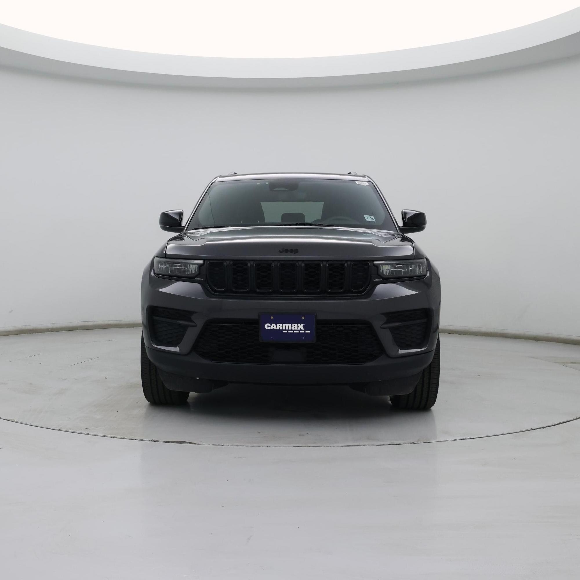 Thumbnail: 2023 Jeep Grand Cherokee - 5