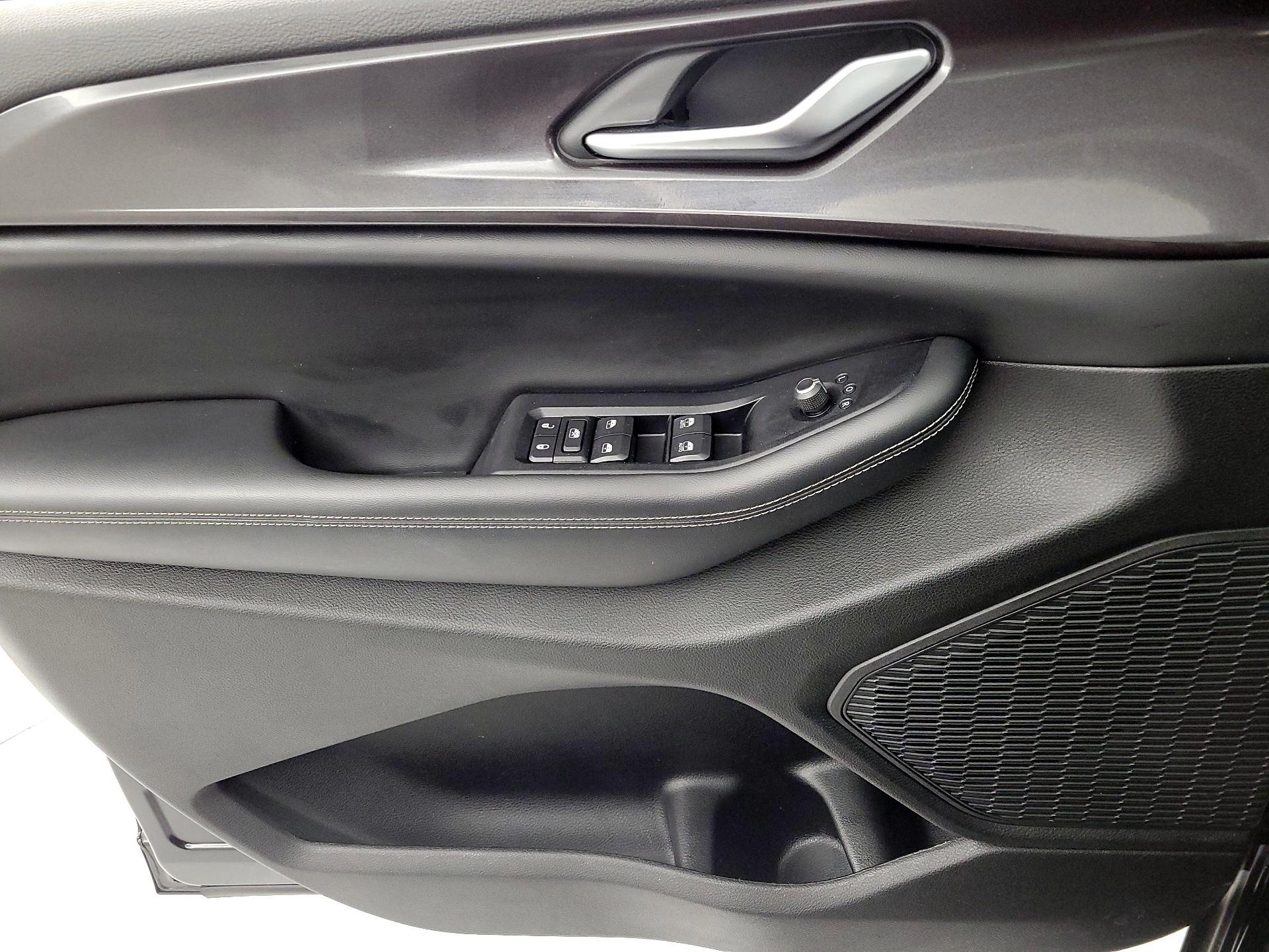 Thumbnail: 2023 Jeep Grand Cherokee L - 12