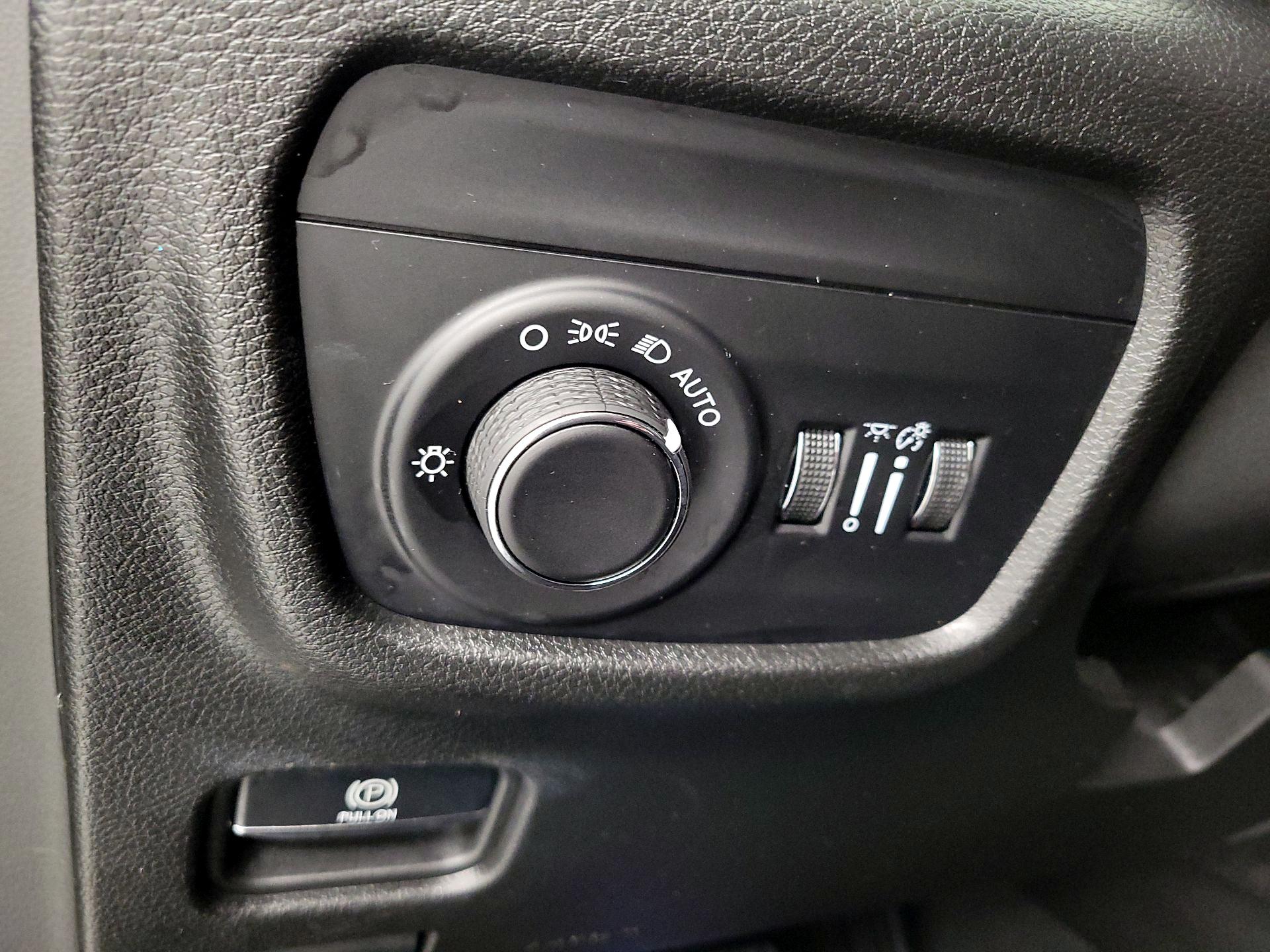 Thumbnail: 2023 Jeep Grand Cherokee L - 13