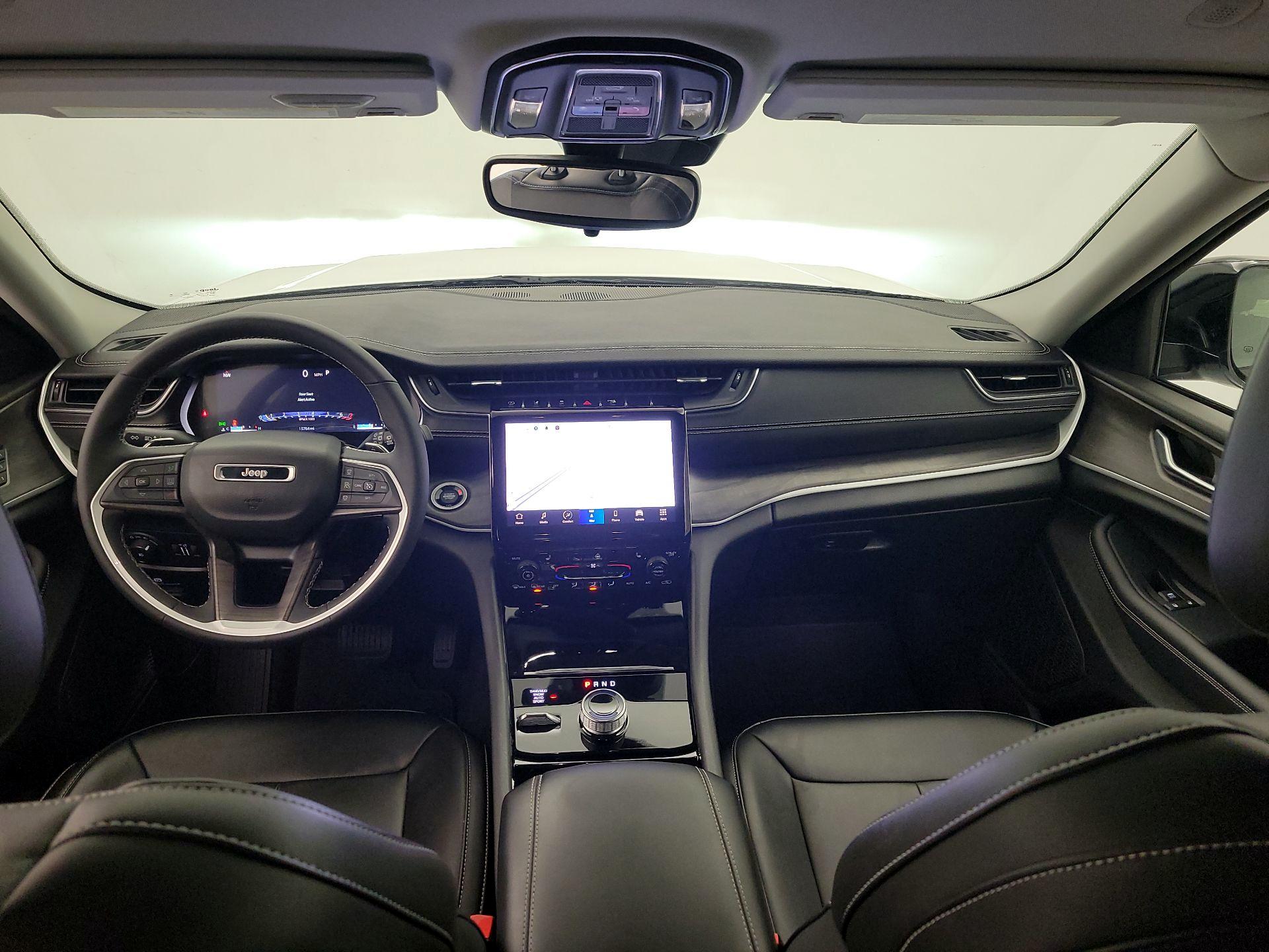 Thumbnail: 2023 Jeep Grand Cherokee - 9