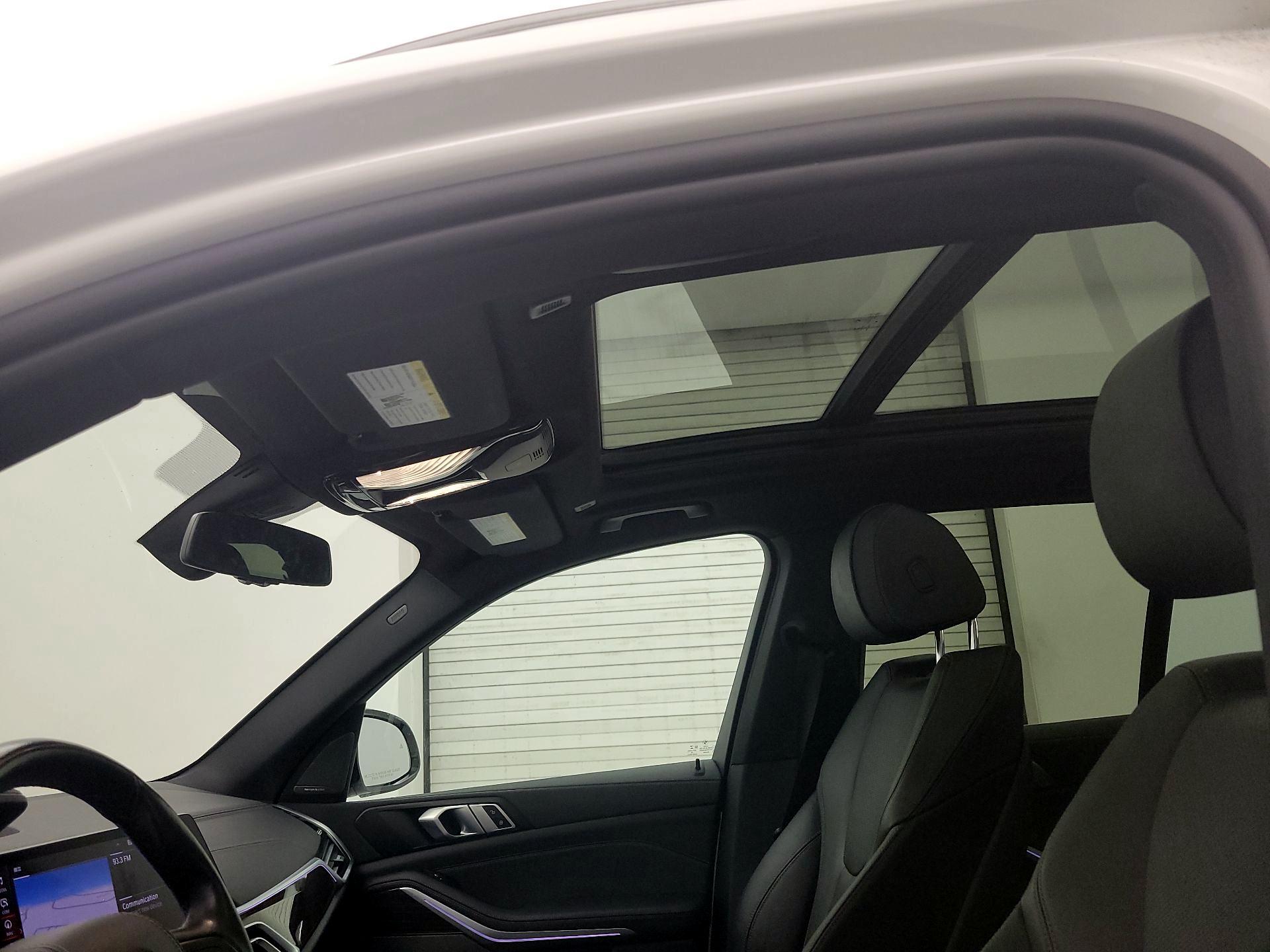 Thumbnail: 2021 BMW X5 - 20