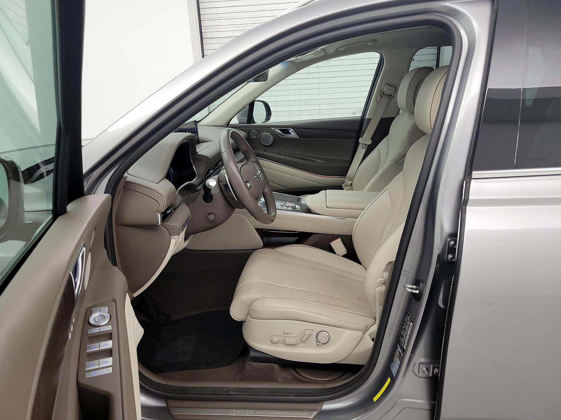 Thumbnail: 2023 Genesis GV80 - 11