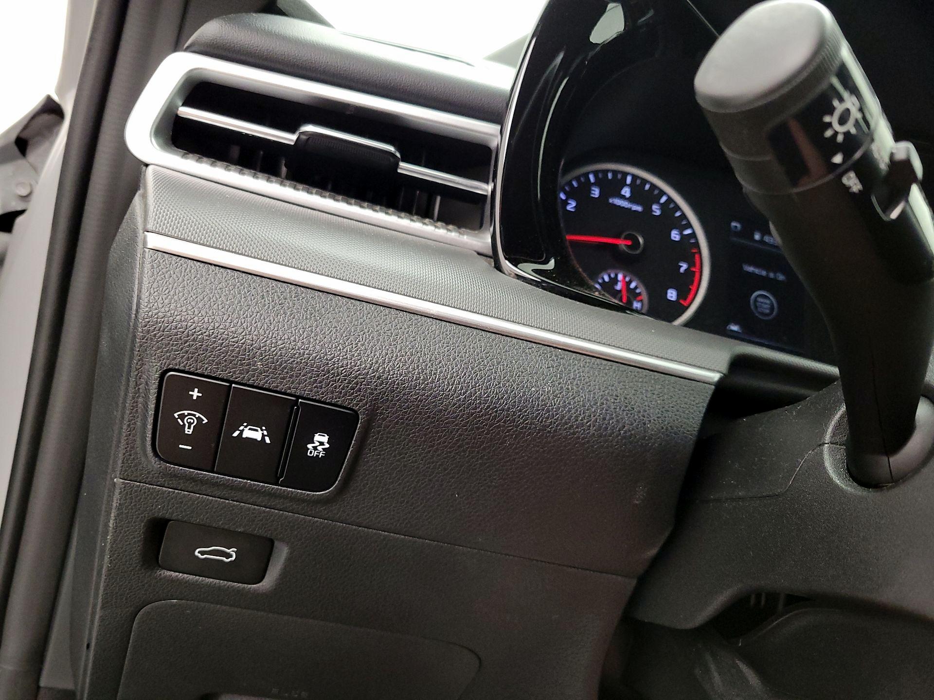 Thumbnail: 2021 Kia K5 - 13