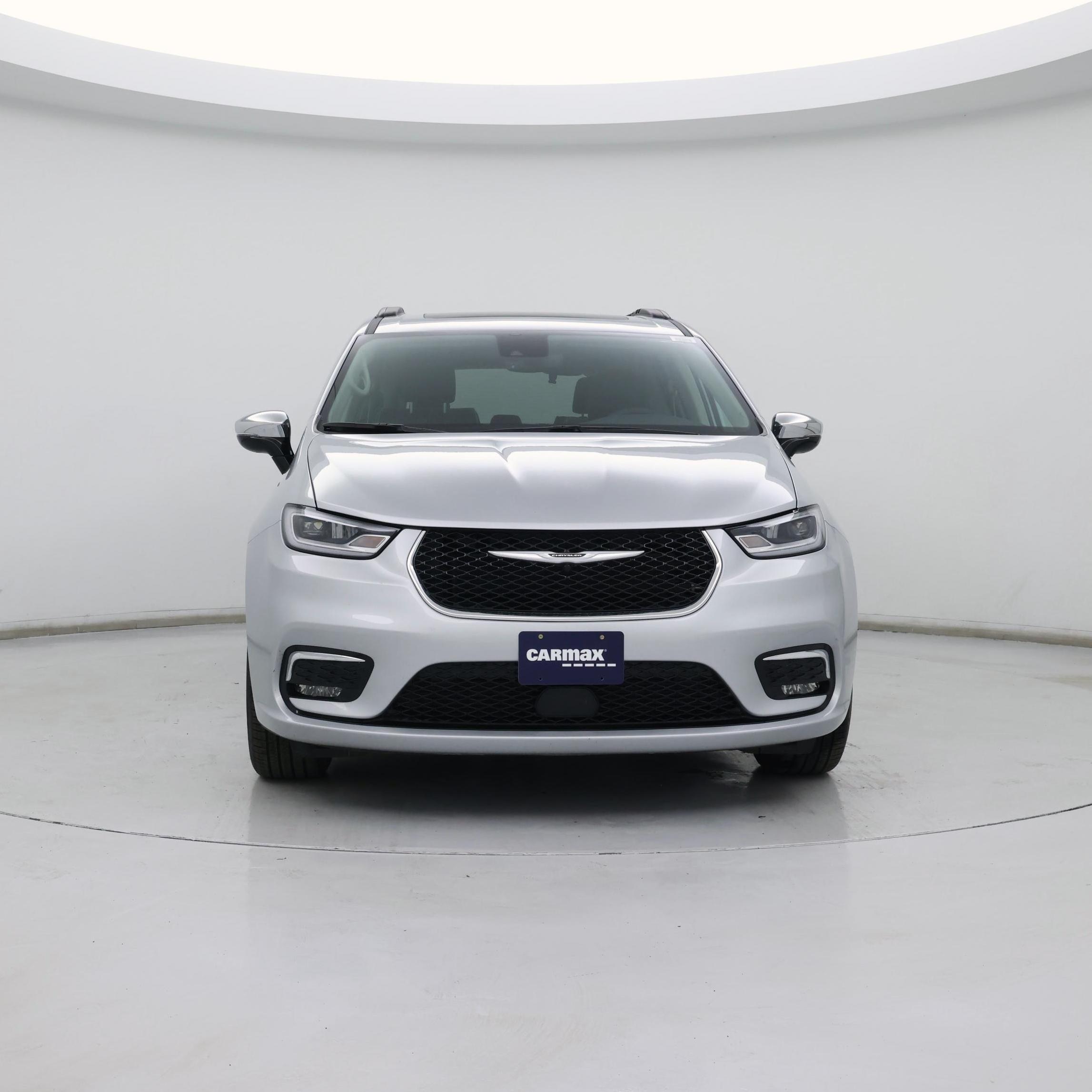 Thumbnail: 2023 Chrysler Pacifica - 5