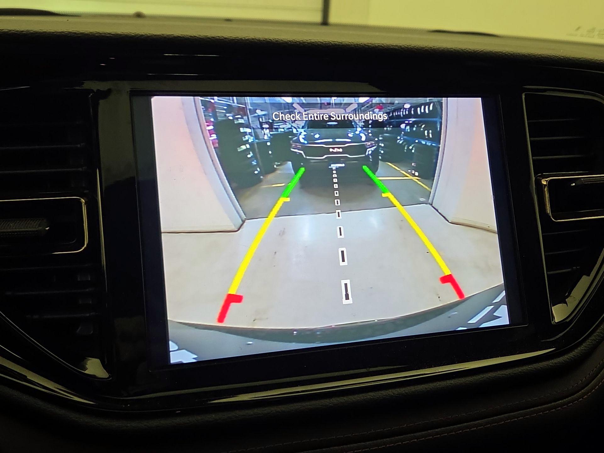 Thumbnail: 2022 Dodge Durango - 15