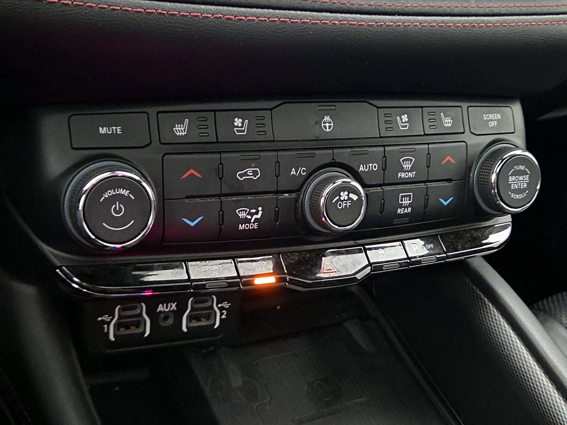 Thumbnail: 2022 Dodge Durango - 17