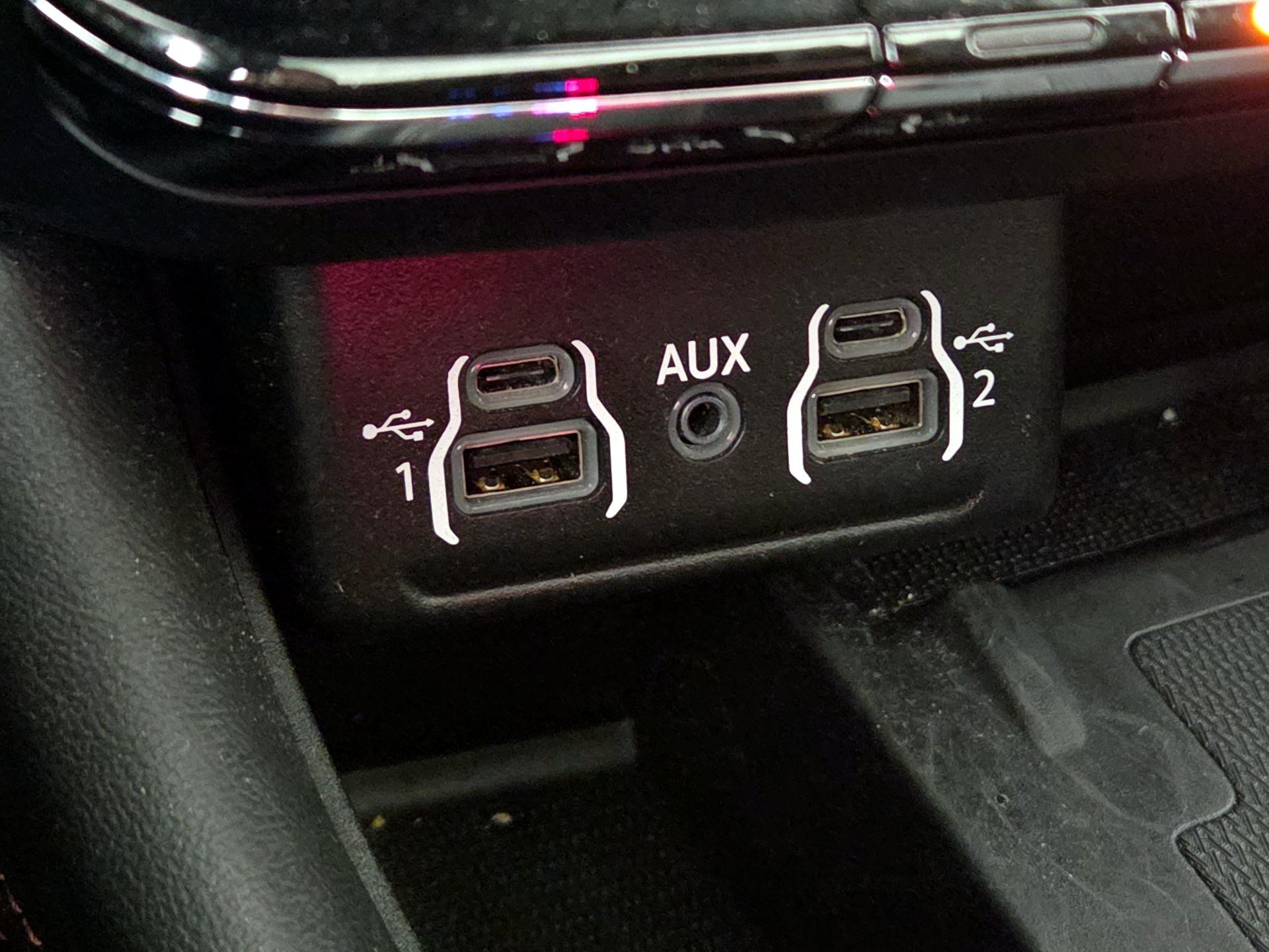 Thumbnail: 2022 Dodge Durango - 19