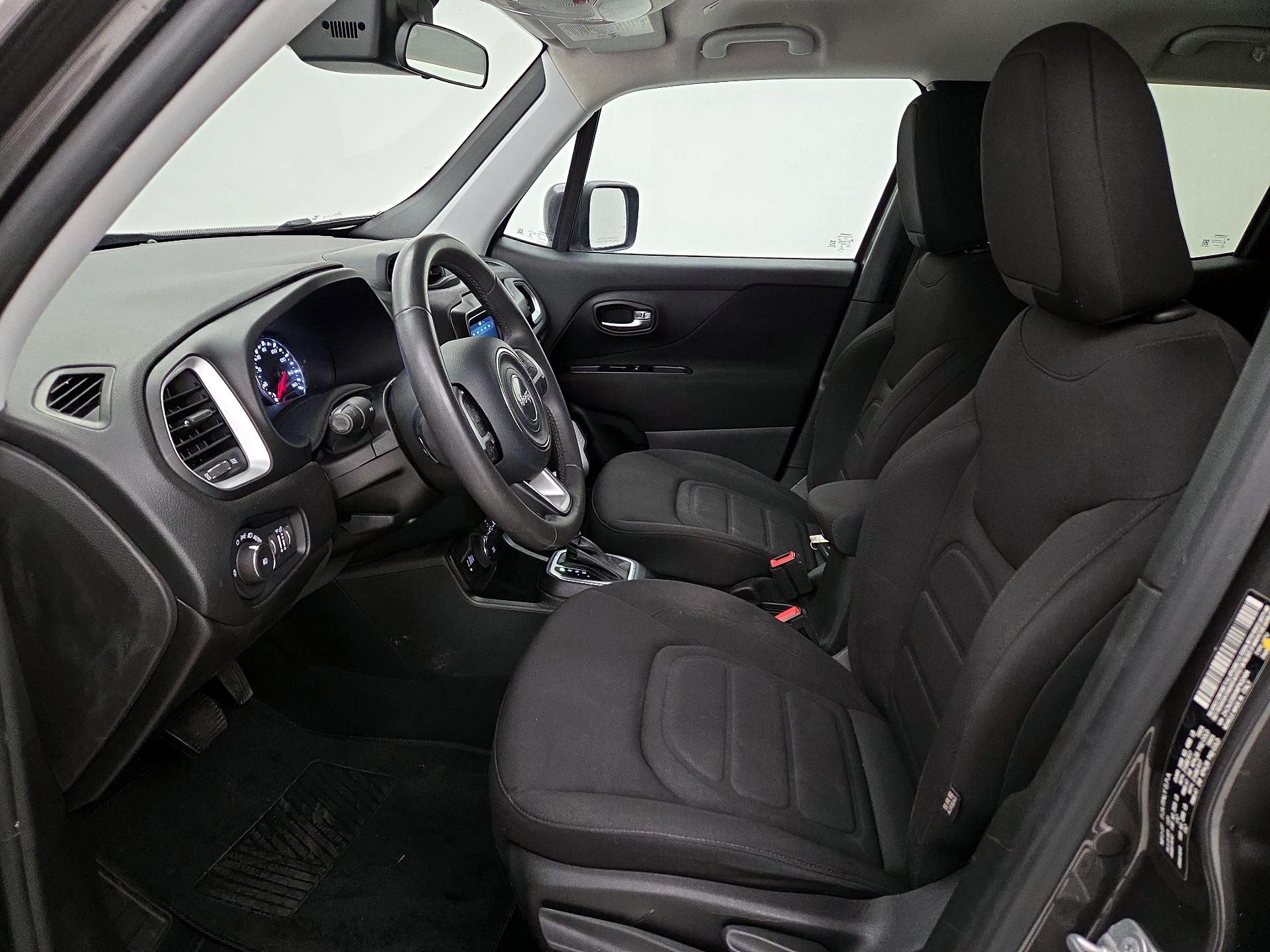 Thumbnail: 2021 Jeep Renegade - 11