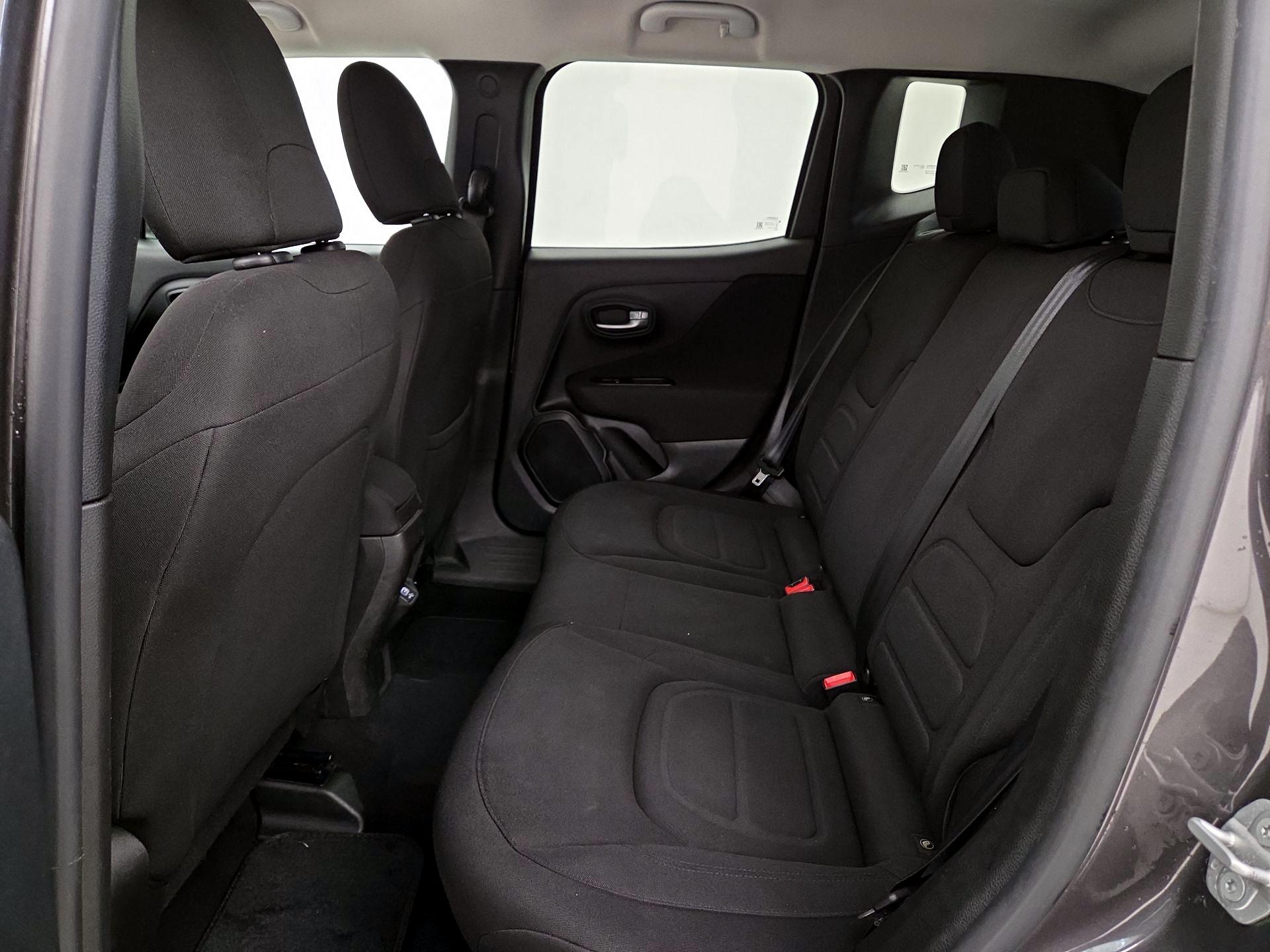 Thumbnail: 2021 Jeep Renegade - 19