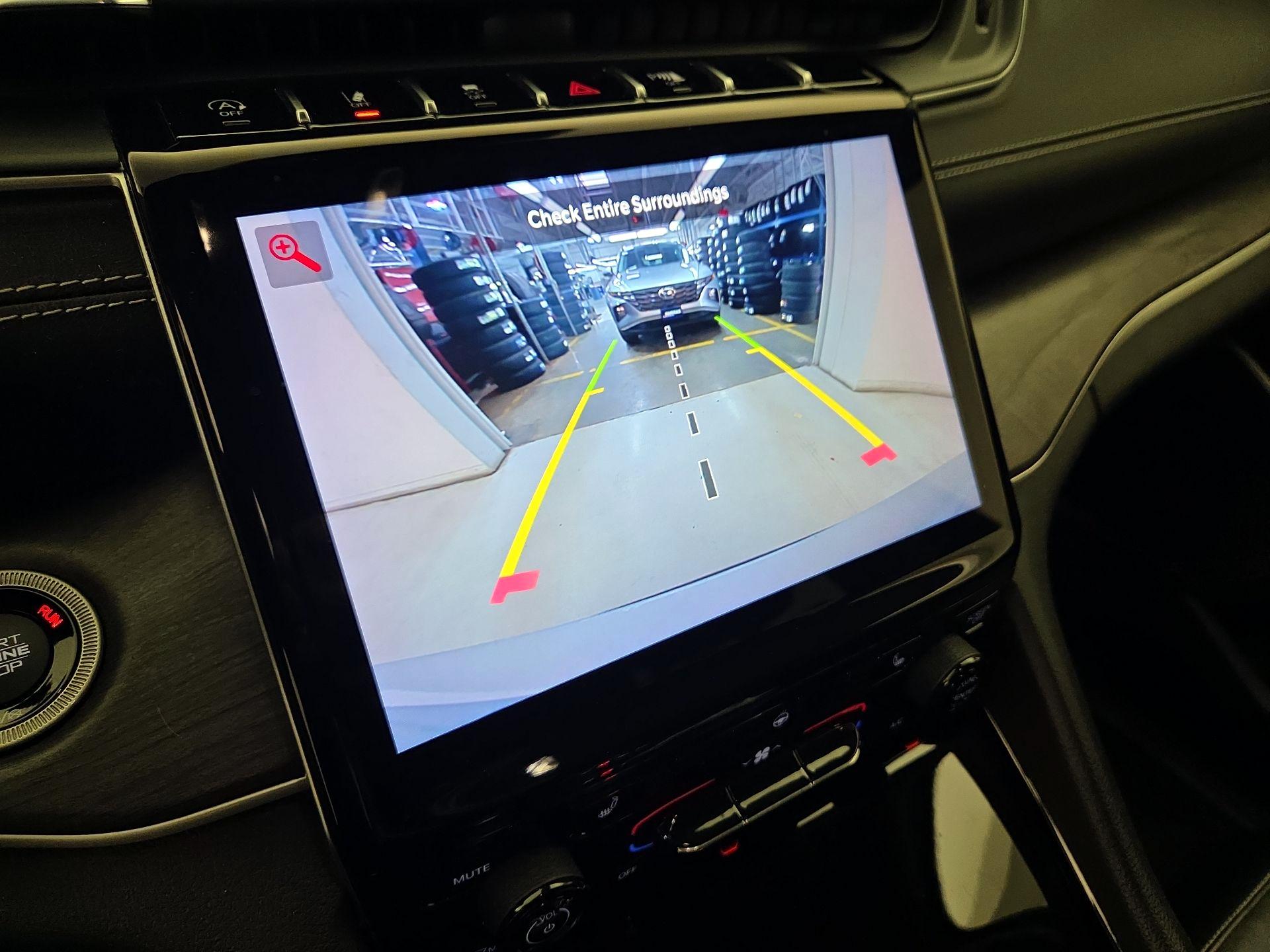 Thumbnail: 2021 Jeep Grand Cherokee L - 14