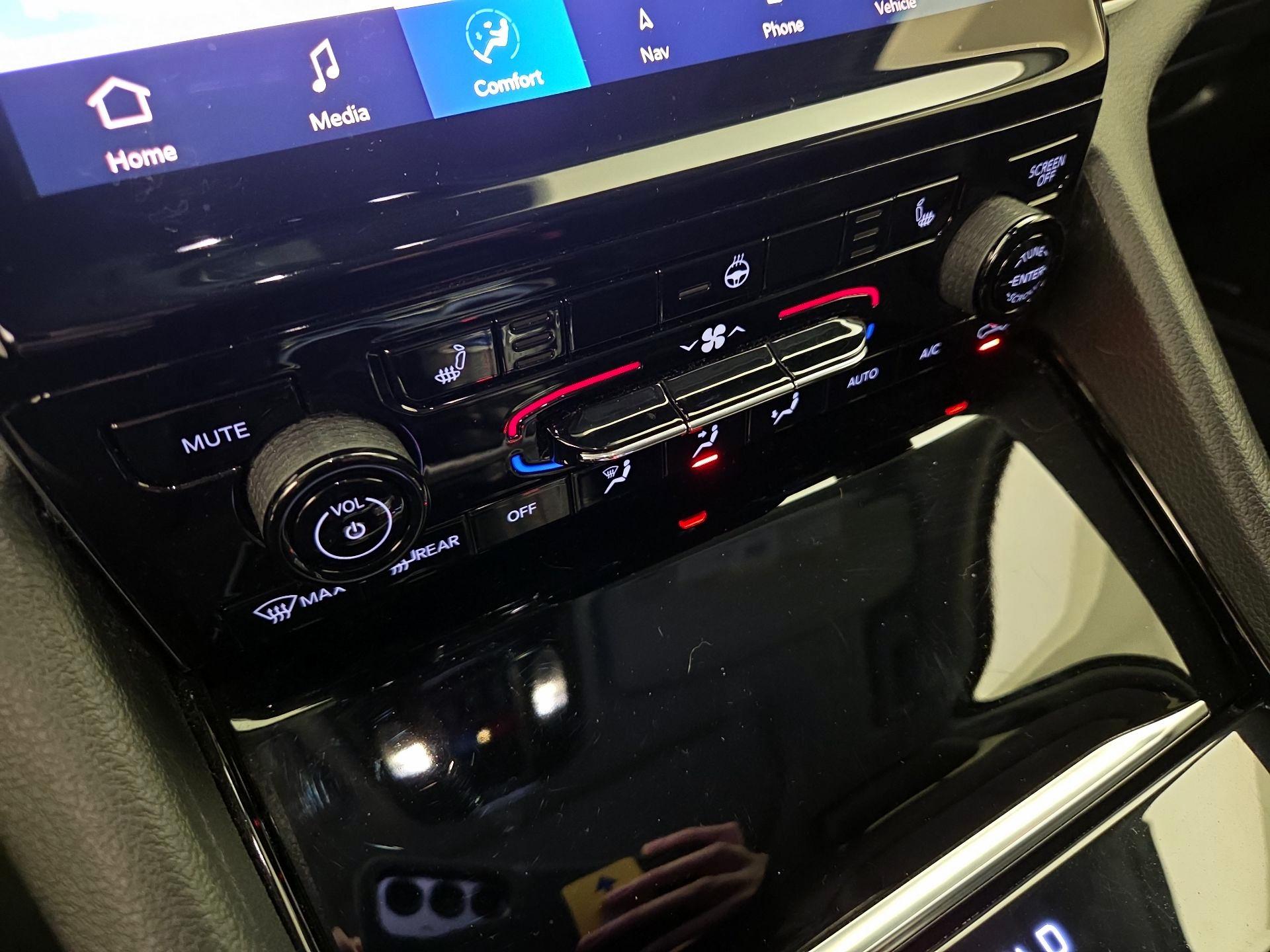 Thumbnail: 2021 Jeep Grand Cherokee L - 16