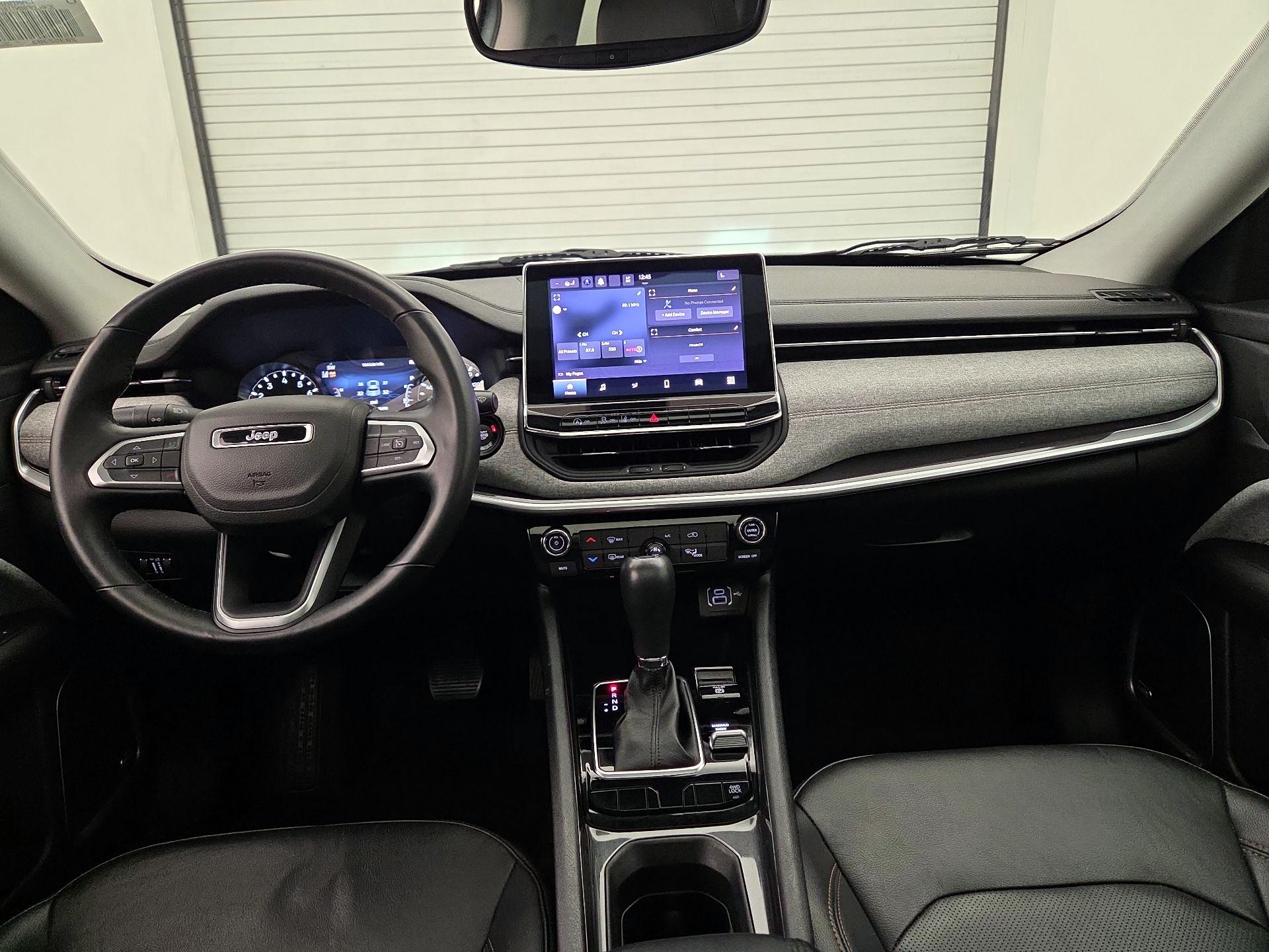 Thumbnail: 2022 Jeep Compass - 9