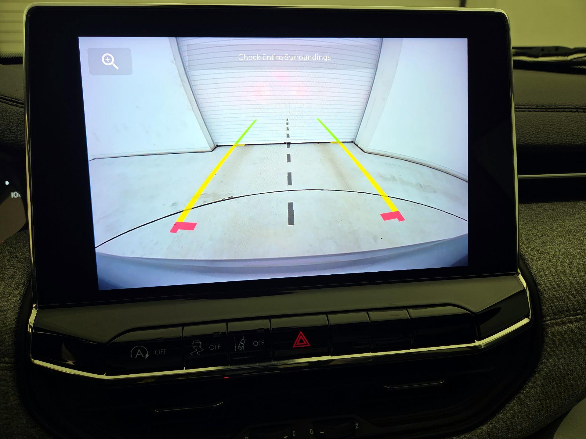 Thumbnail: 2022 Jeep Compass - 14