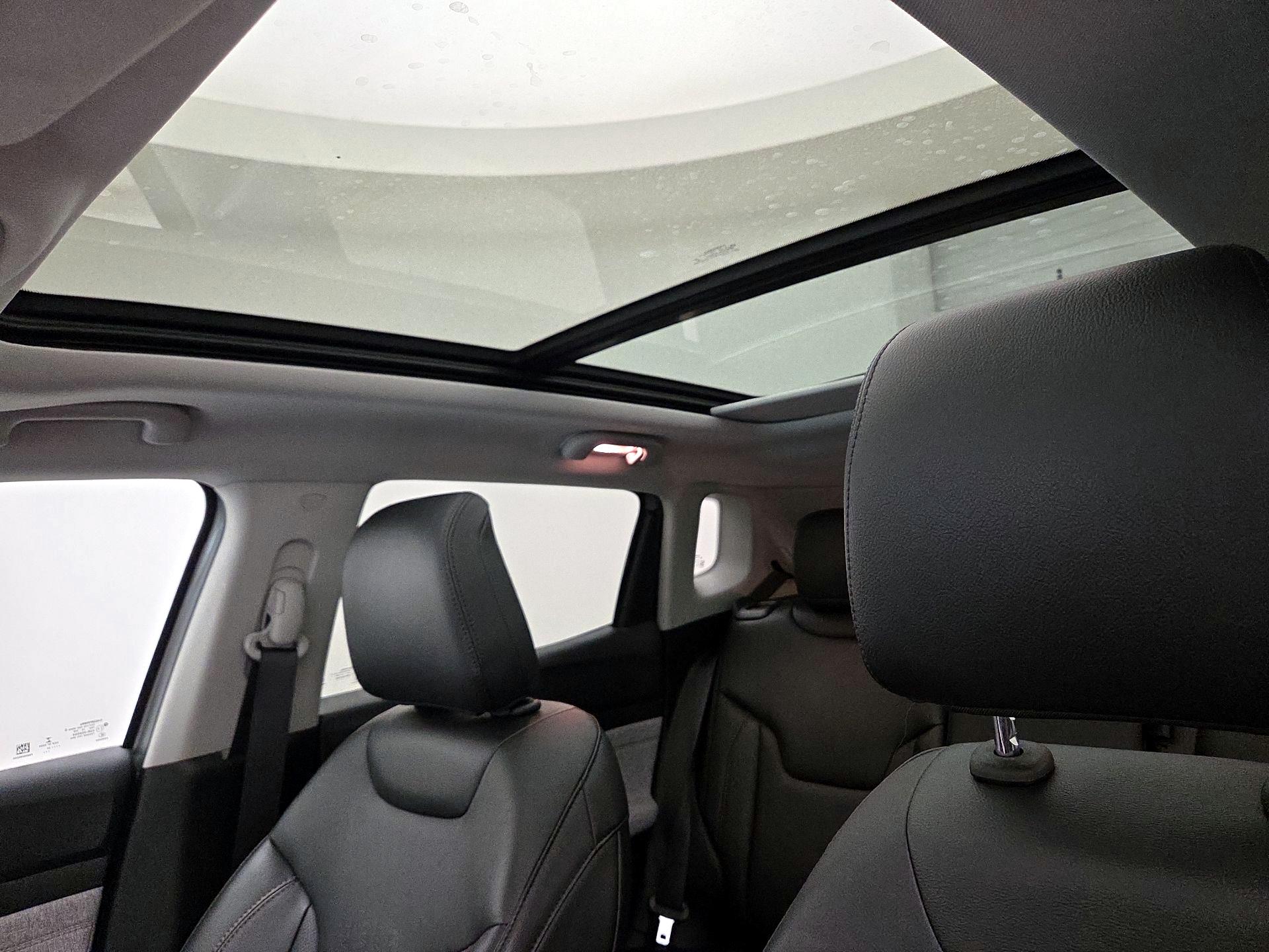 Thumbnail: 2022 Jeep Compass - 19