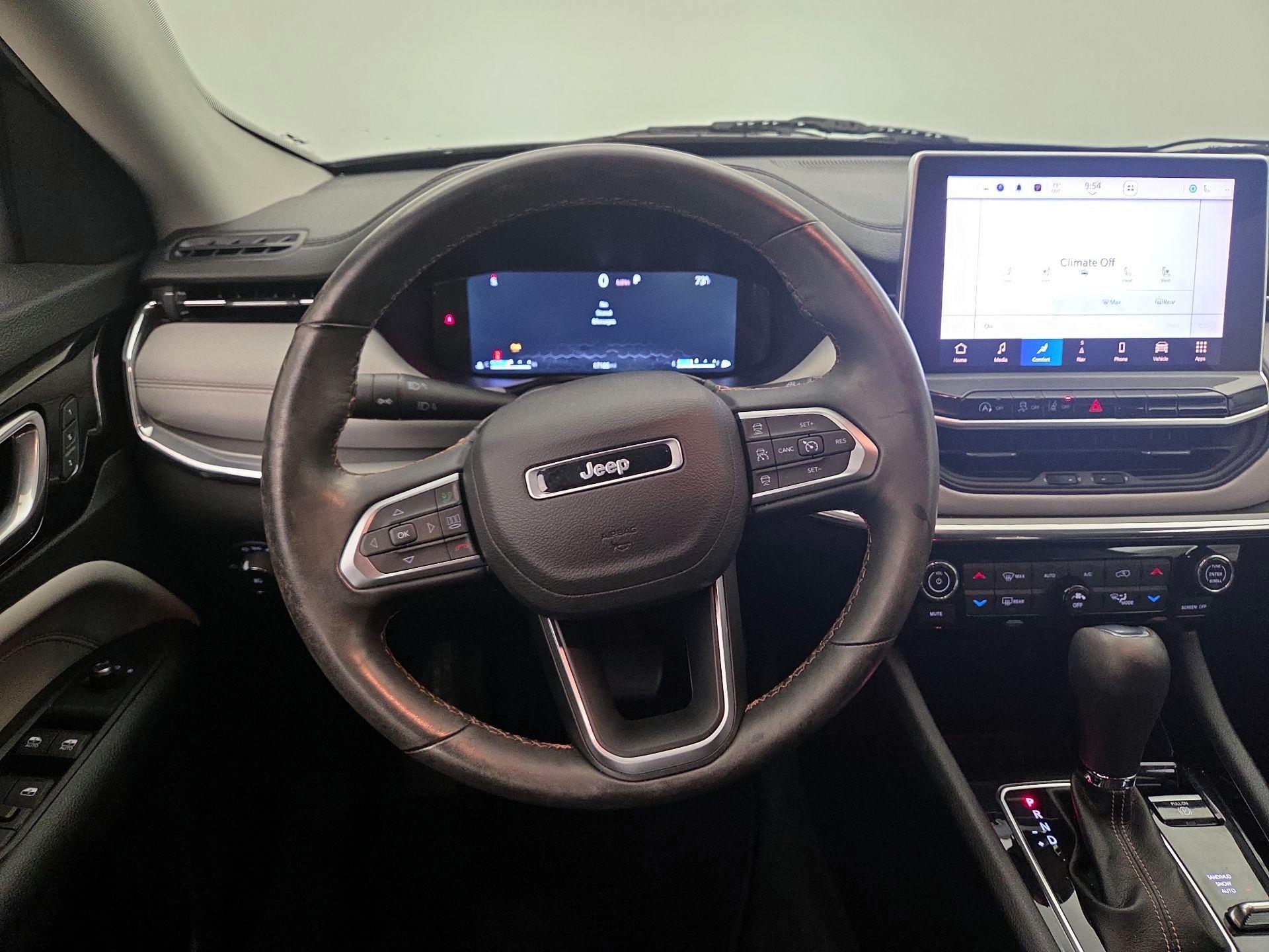 Thumbnail: 2022 Jeep Compass - 10