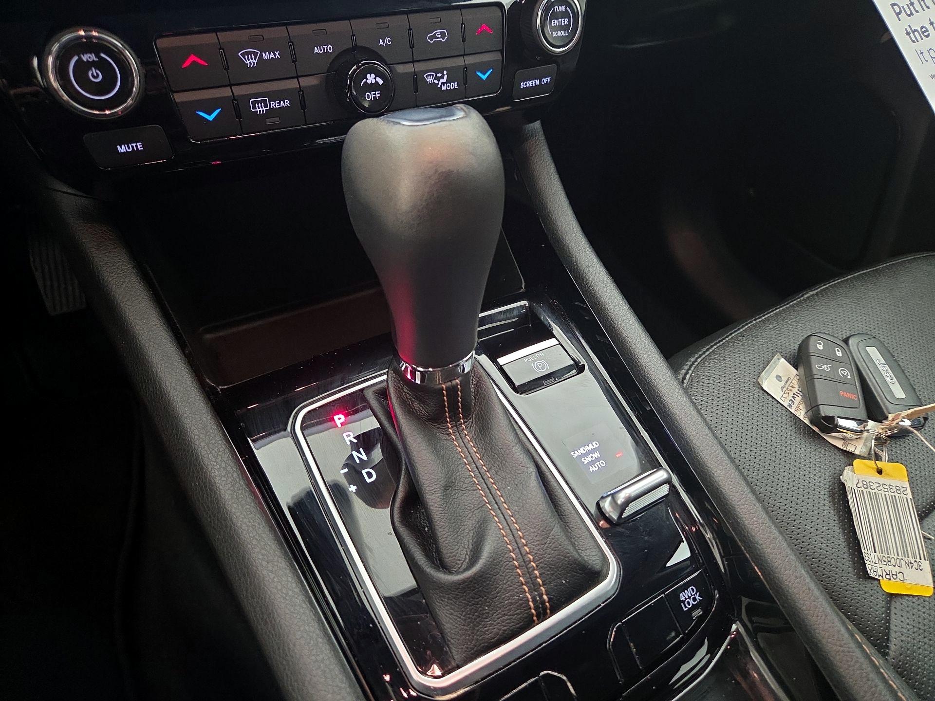 Thumbnail: 2022 Jeep Compass - 16