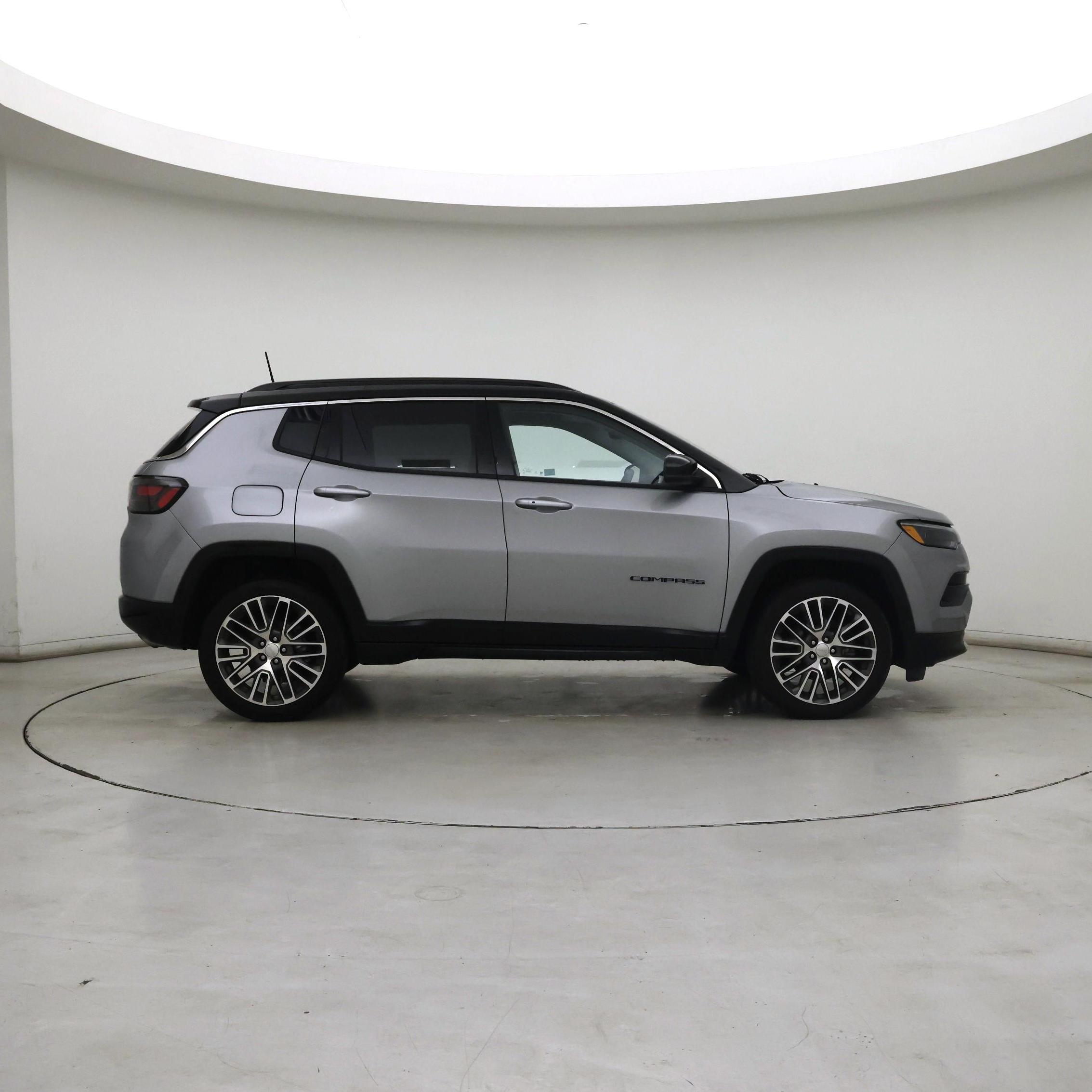 Thumbnail: 2022 Jeep Compass - 7