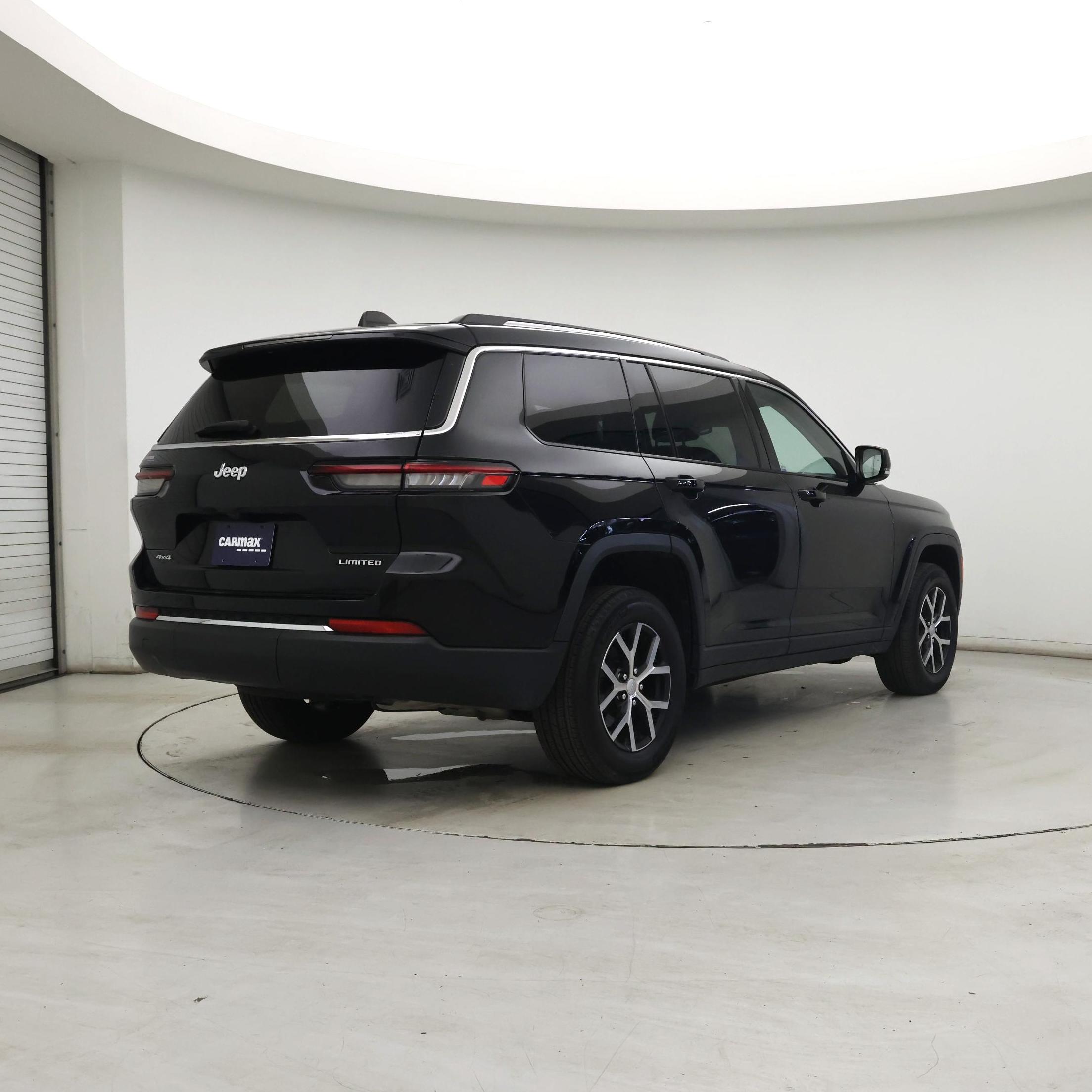 Thumbnail: 2023 Jeep Grand Cherokee L - 8