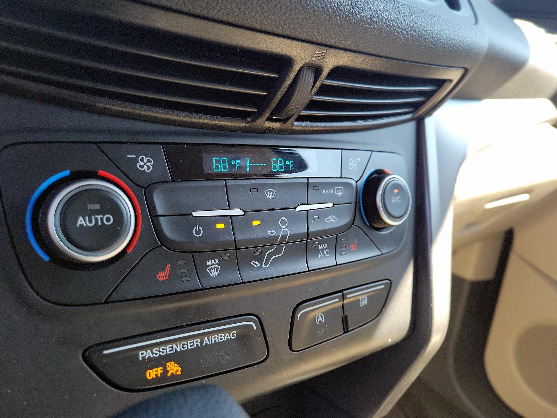 Thumbnail: 2019 Ford Escape - 14