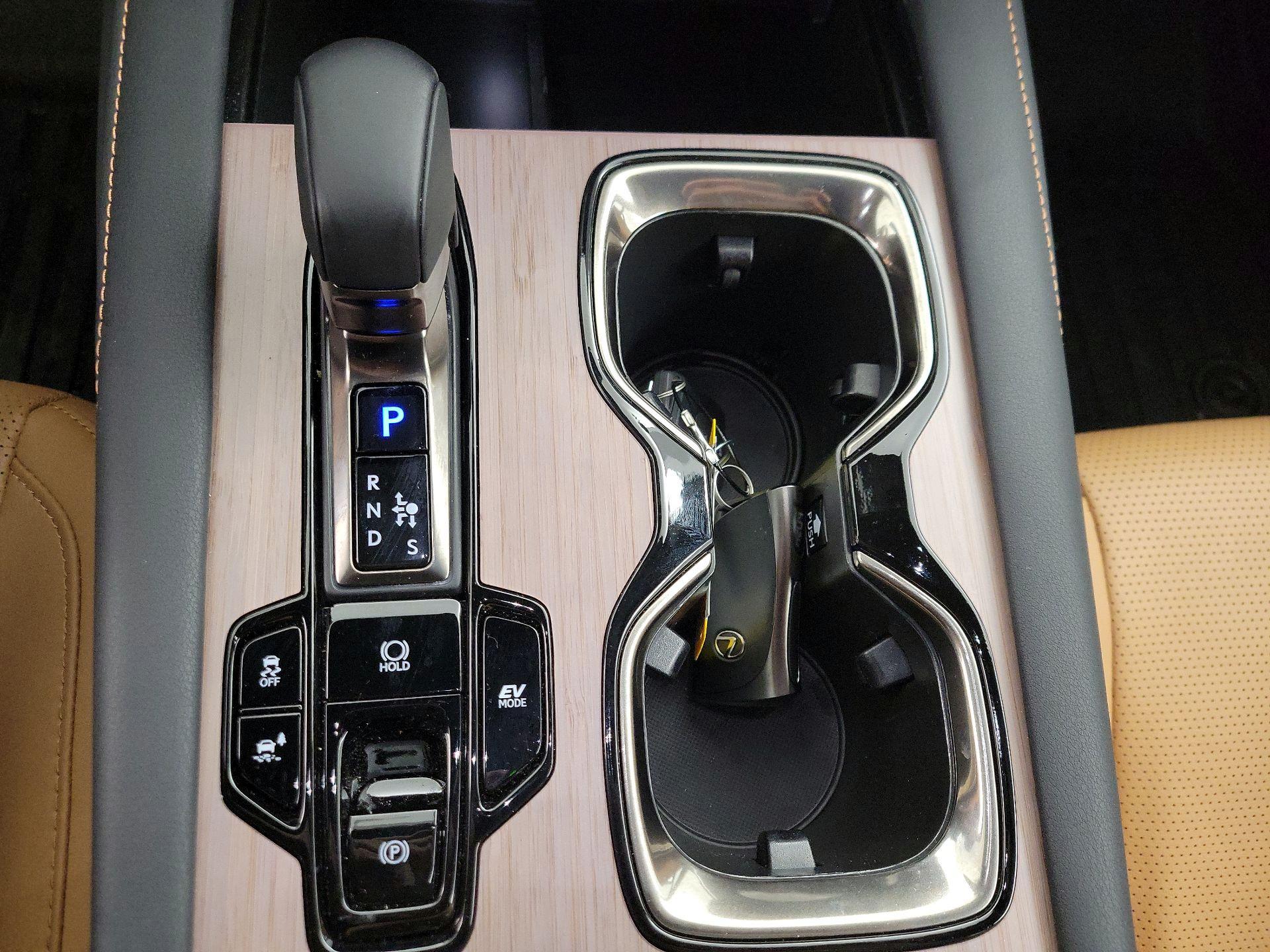 Thumbnail: 2024 Lexus RX - 17