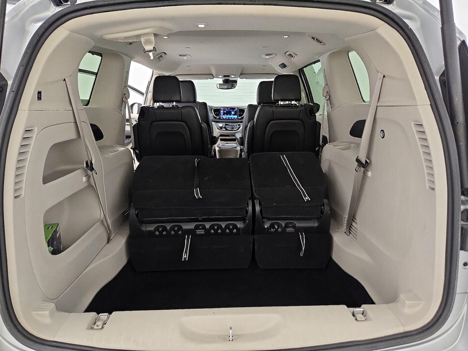 2023 Chrysler Pacifica Touring L - Photo 23