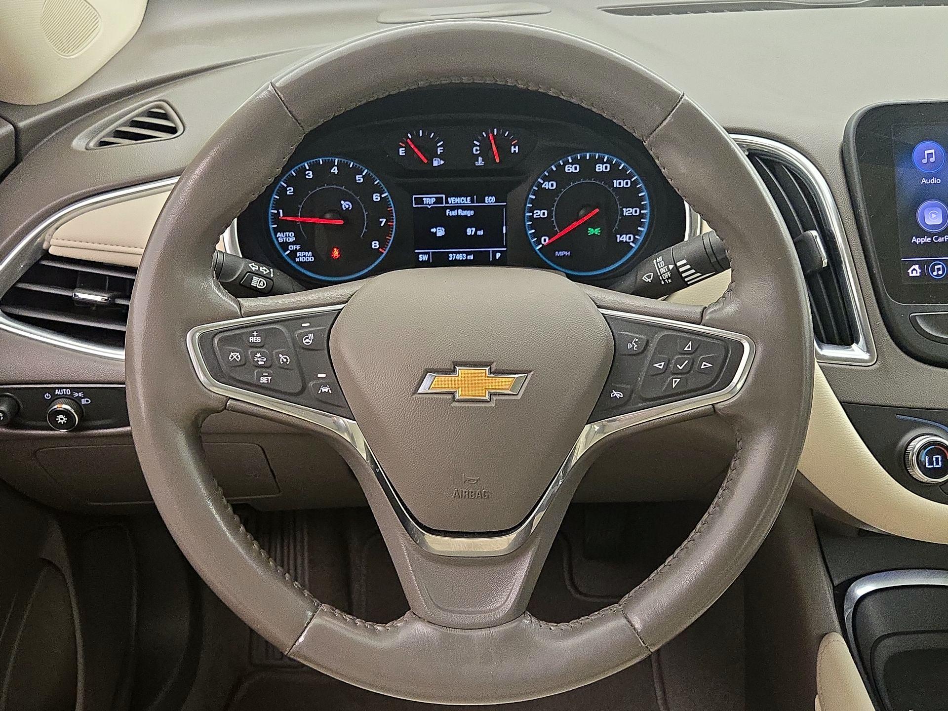 Thumbnail: 2020 Chevrolet Malibu - 10