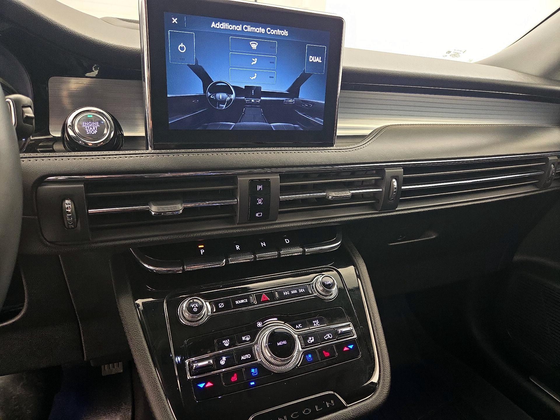 Thumbnail: 2021 Lincoln Corsair - 17