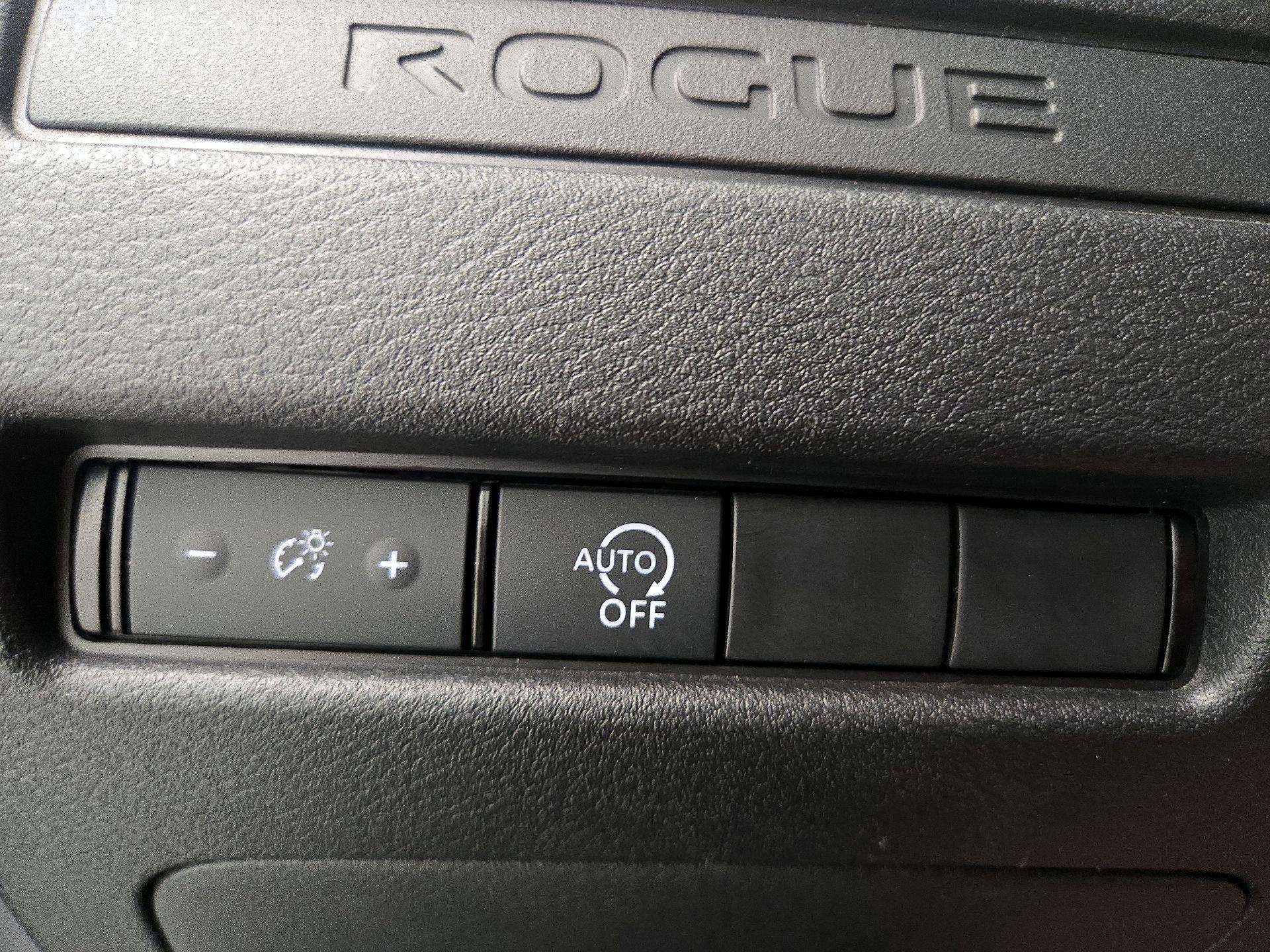 Thumbnail: 2023 Nissan Rogue - 13