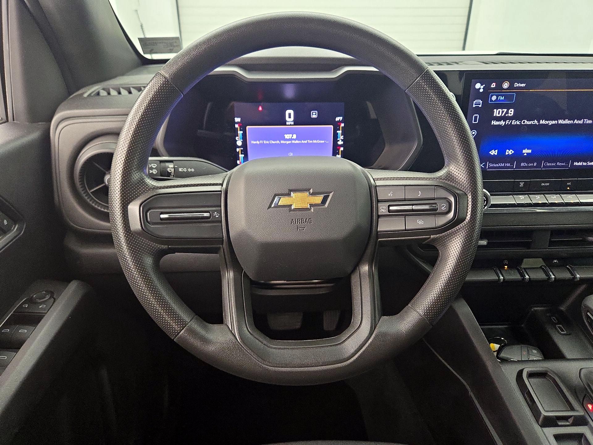 Thumbnail: 2023 Chevrolet Colorado - 10