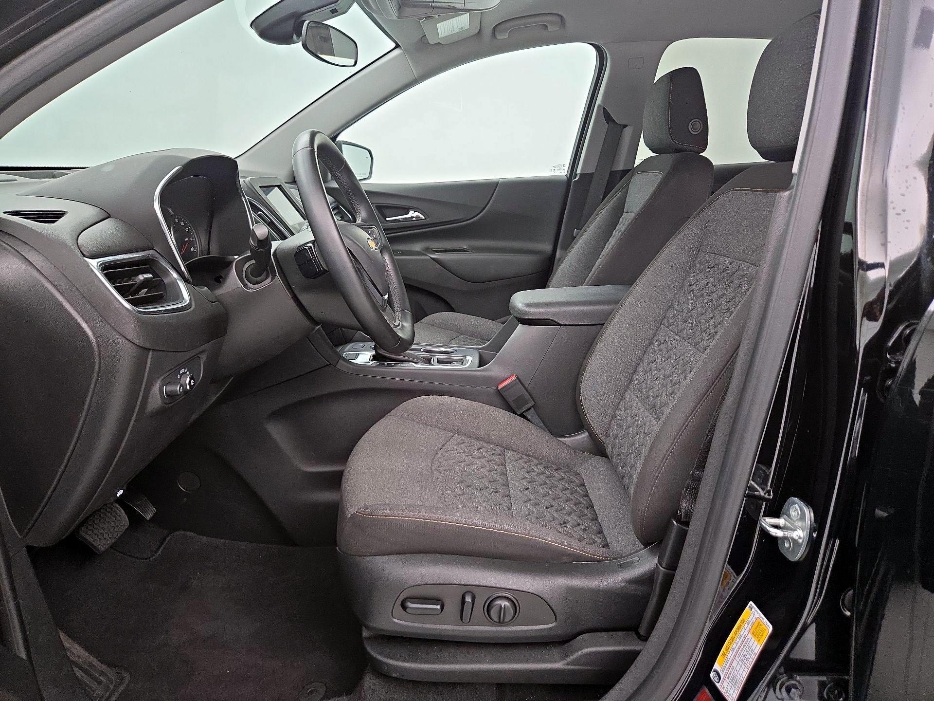 Thumbnail: 2023 Chevrolet Equinox - 11